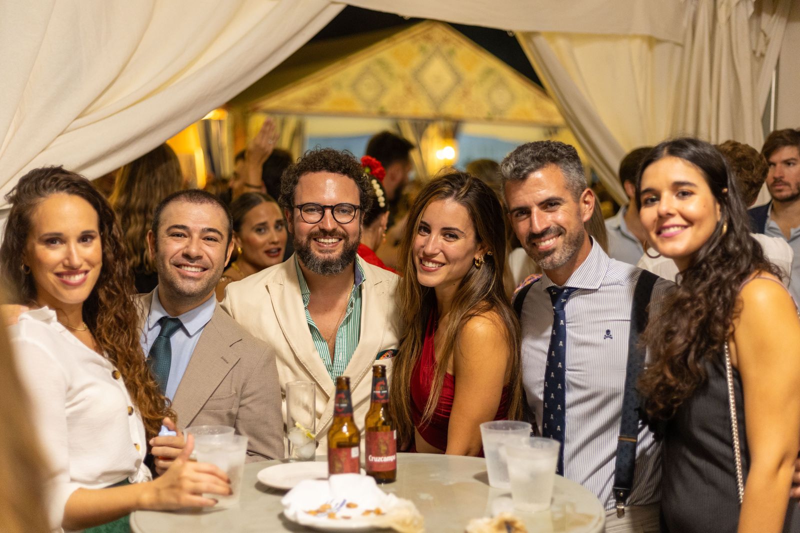 Feria del Caballo 2023: Imágenes del ambiente en la noche del sábado