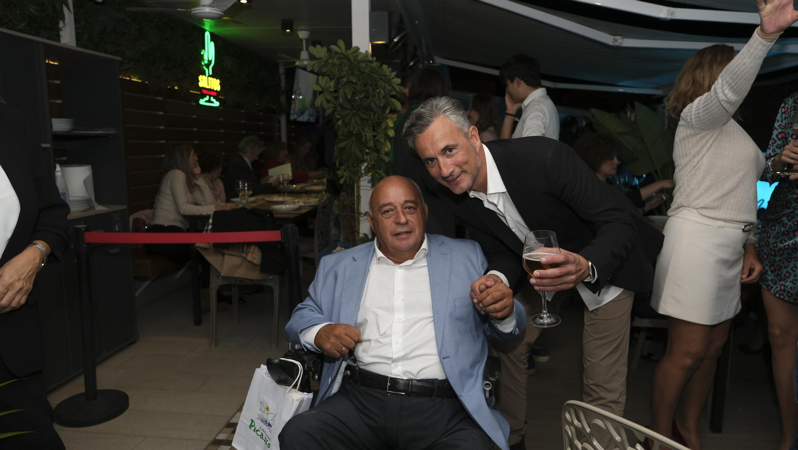 Imágenes de El Diario de los Libros, con Amós Milton