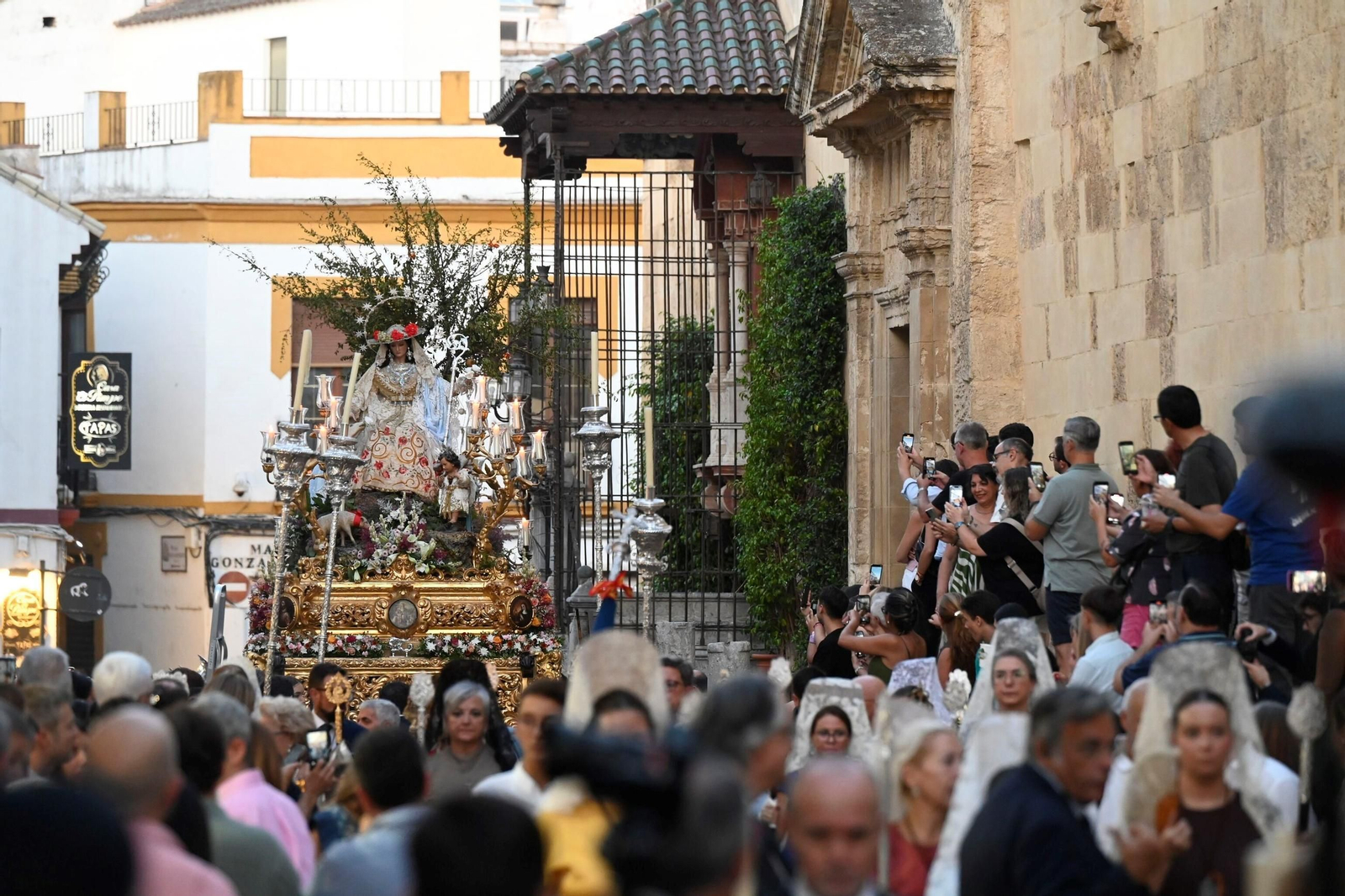 Las mejores fotos de la procesión de la Divina Pastora de Córdoba