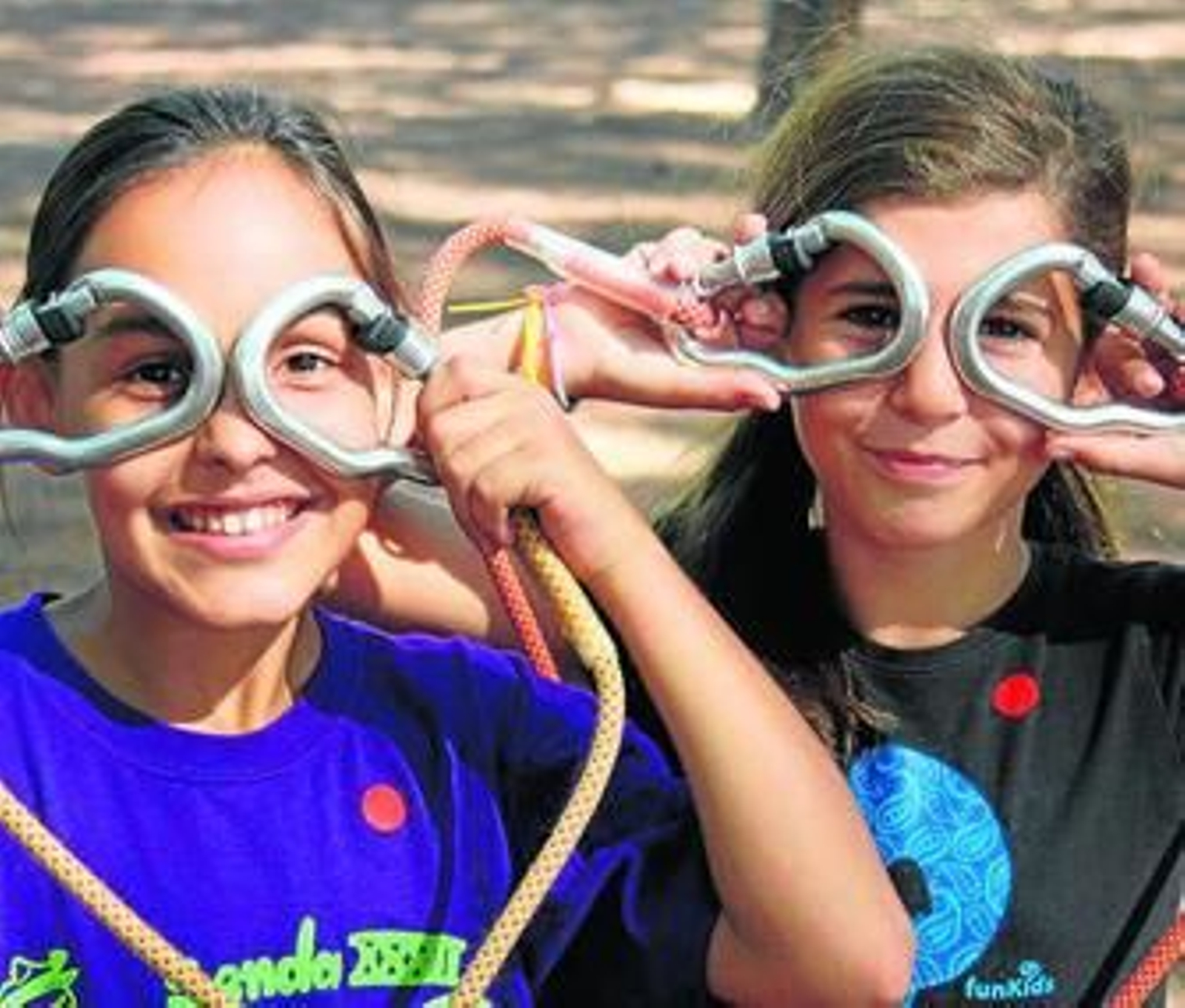 Niños en un campamento de Casa Tinoco.