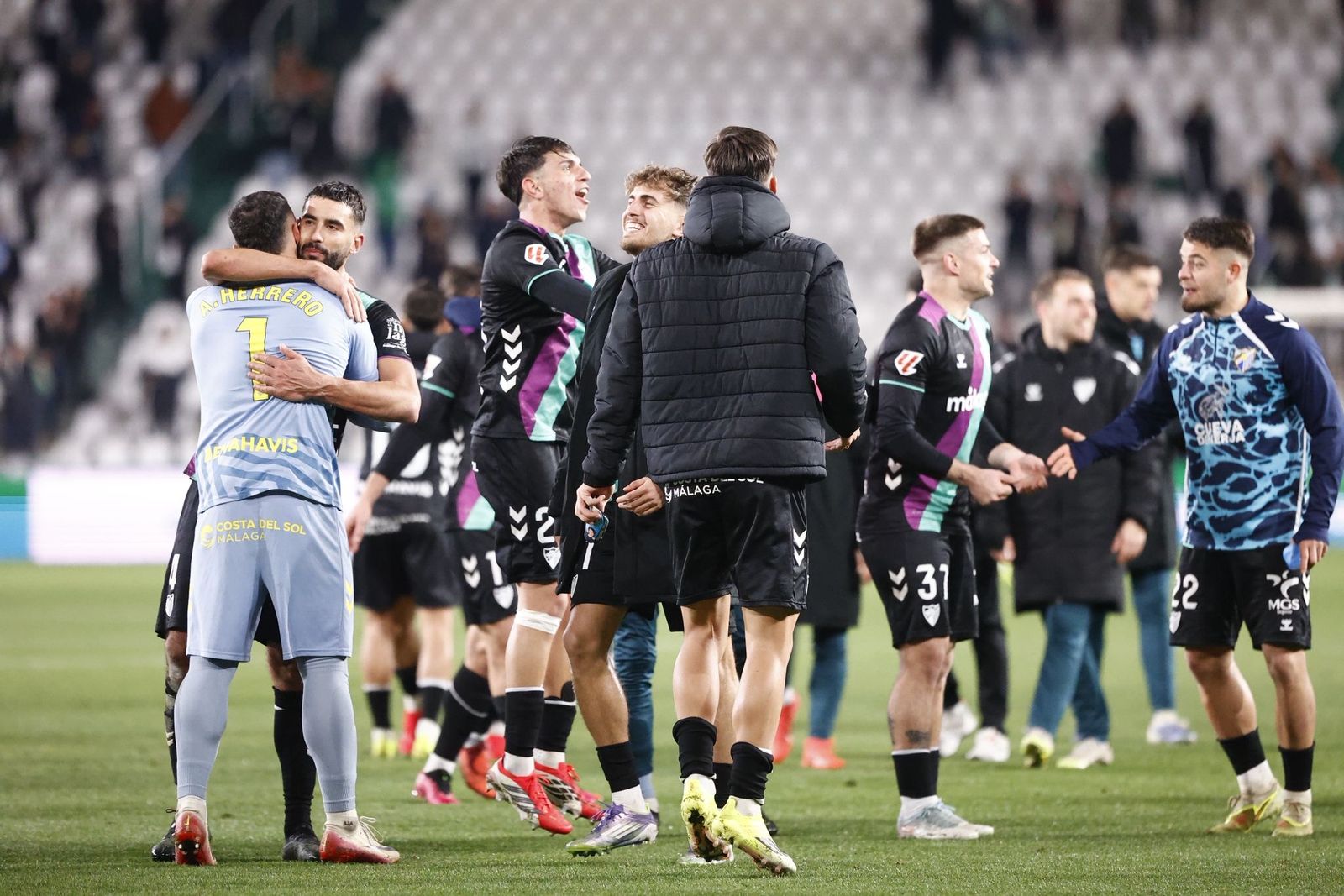 El Córdoba-Málaga CF, en fotos