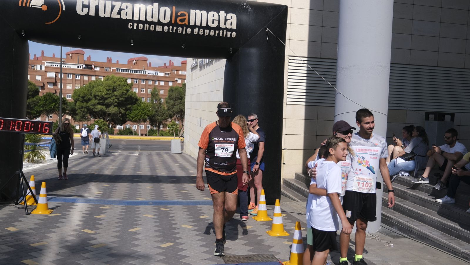 Imágenes de la II Carrera Sin Humo, en Almería