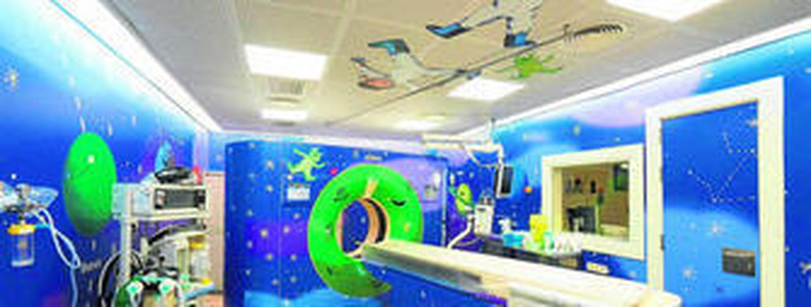 Varias iniciativas intentan que los niños y niñas afectados con cáncer puedan afrontar su situación con más optimismo.