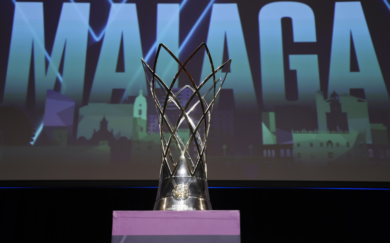 El sorteo de la Final Four de la BCL en Málaga, en fotos