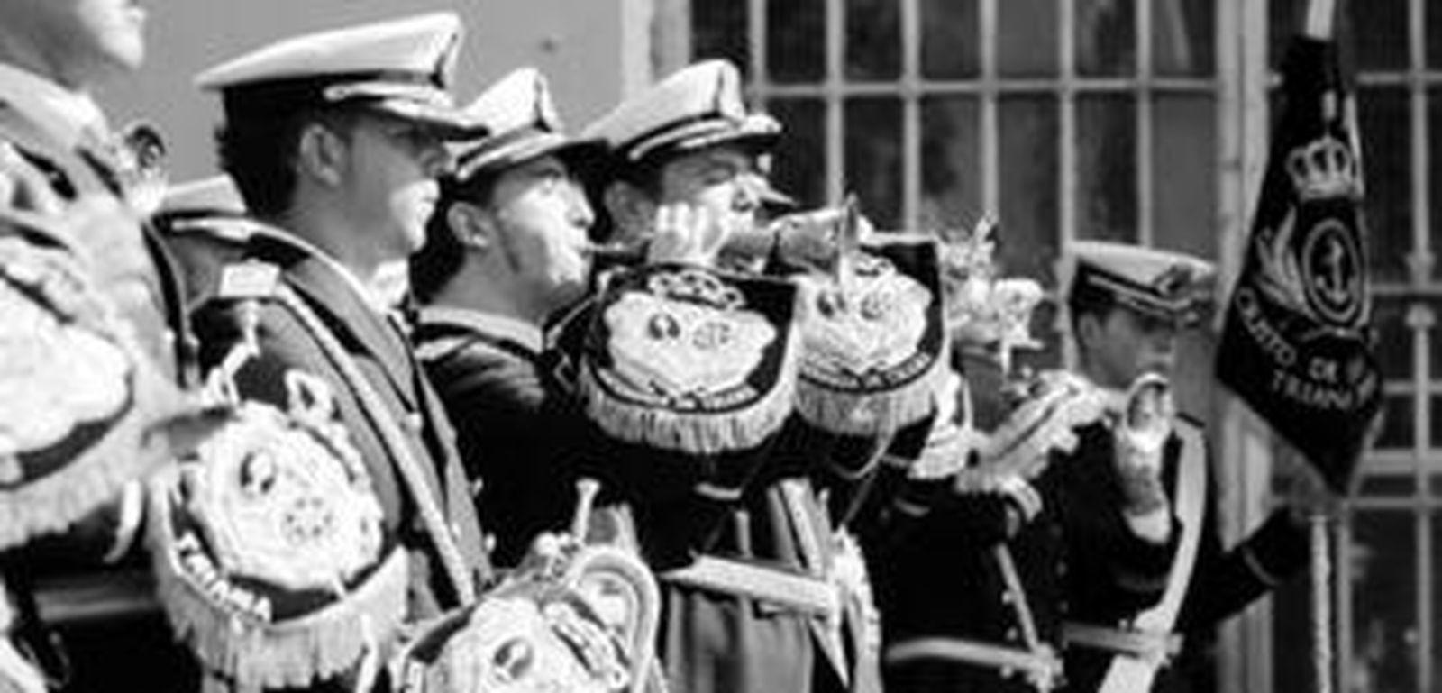 Integrantes de la Banda de las Tres Caídas durante un reciente concierto en la Fábrica de Artillería.