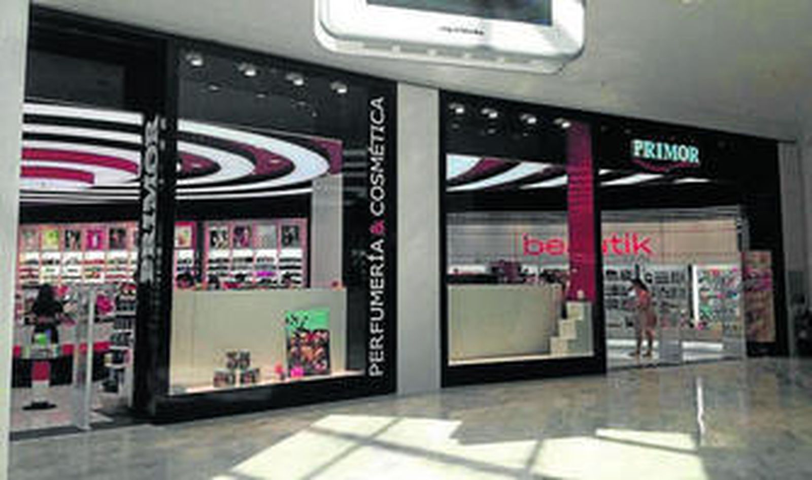 El nuevo establecimiento de Perfumerías Primor en Los Arcos.