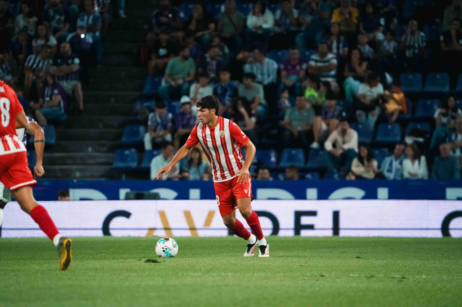 Bonini, la gran apuesta del club para reforzar el centro de la retaguardia, está rindiendo a buen nivel