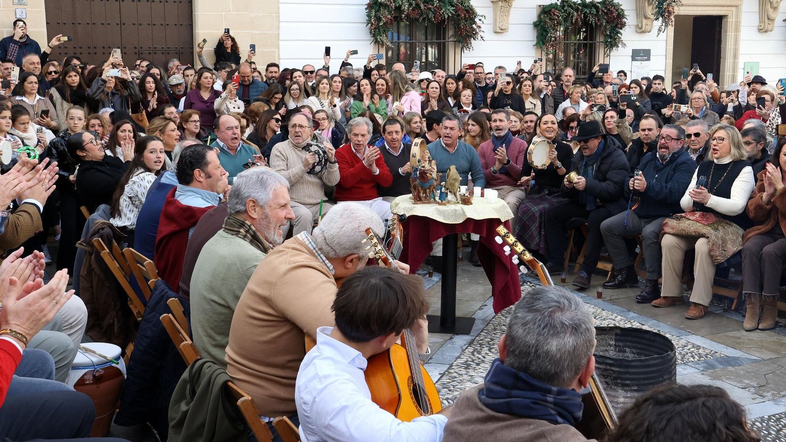 Imágenes de la zambomba BIC en Jerez
