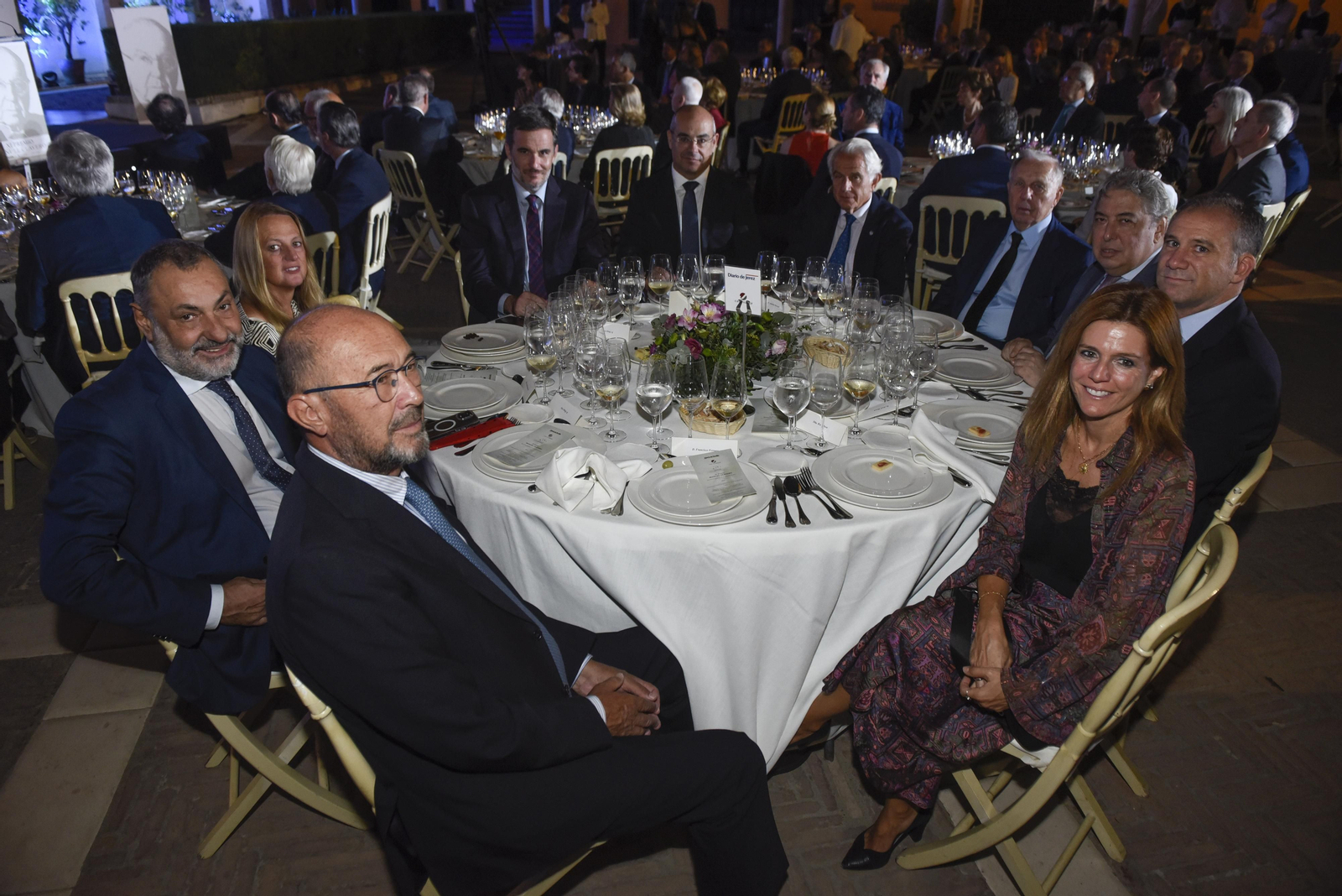 XI Premio Manuel Clavero a Eduardo Saborido. Francisco Ferraro, Diego Yoly, Ángela Benavente, Diego Ortiz, Joaquín Cuesta, Antonio Pascual, José Luis Ballester, Tomás Burgos, José Moya y Reyes Sosa