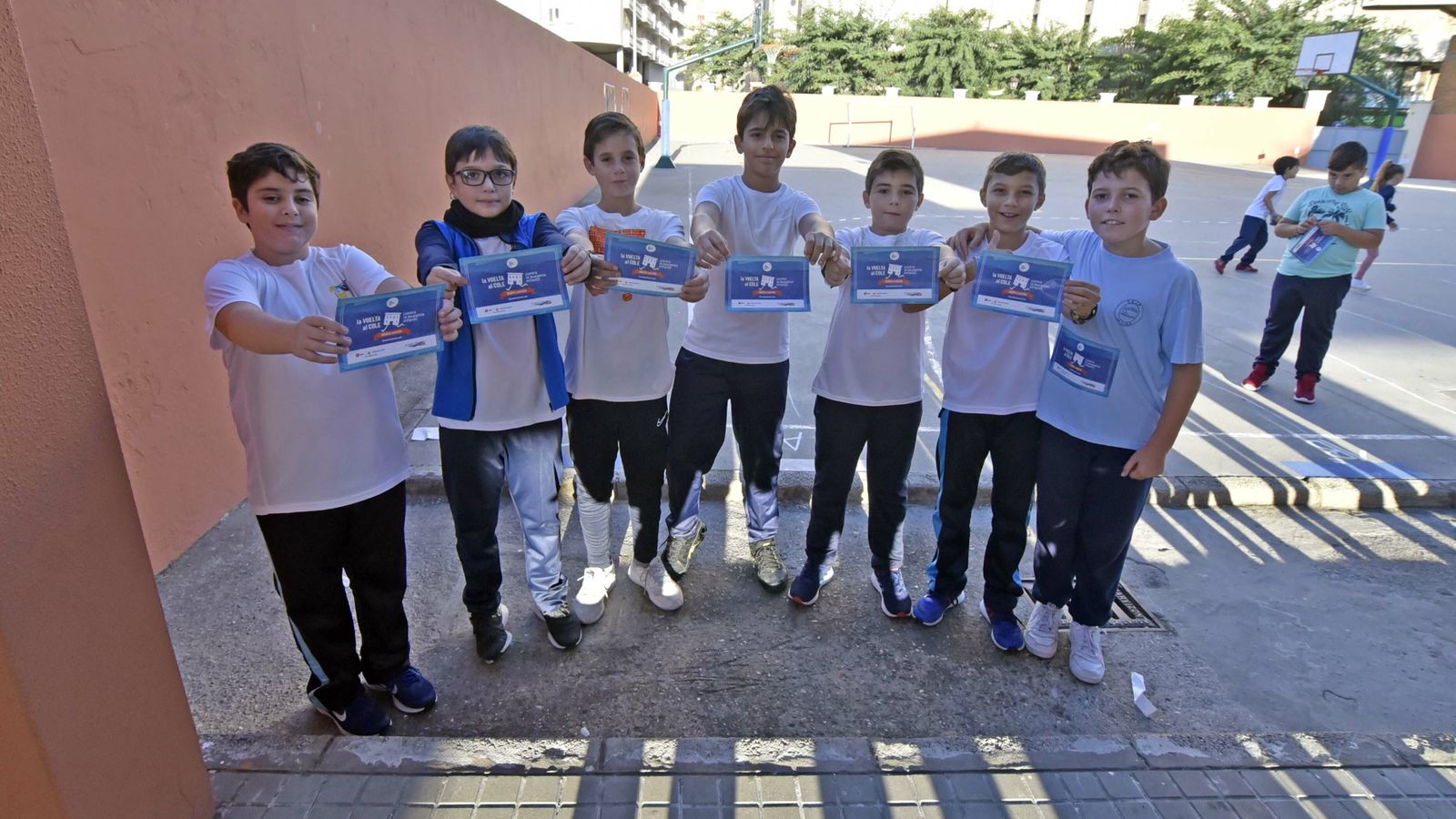 V carrera la vuelta al cole contra la leucemia infantil en fotos