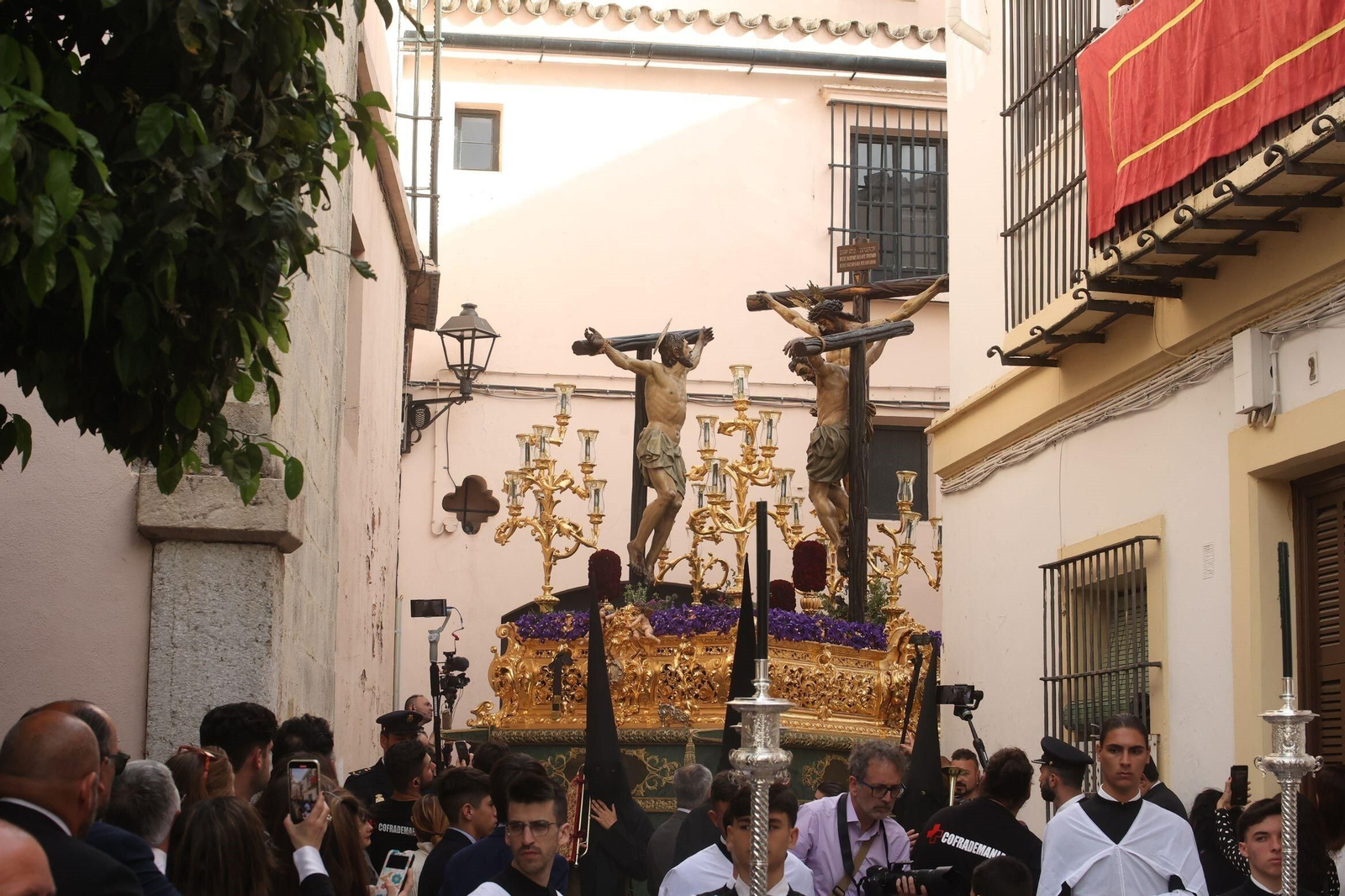 Jueves Santo en Jerez: imágenes de la Hermandad de la Vera Cruz