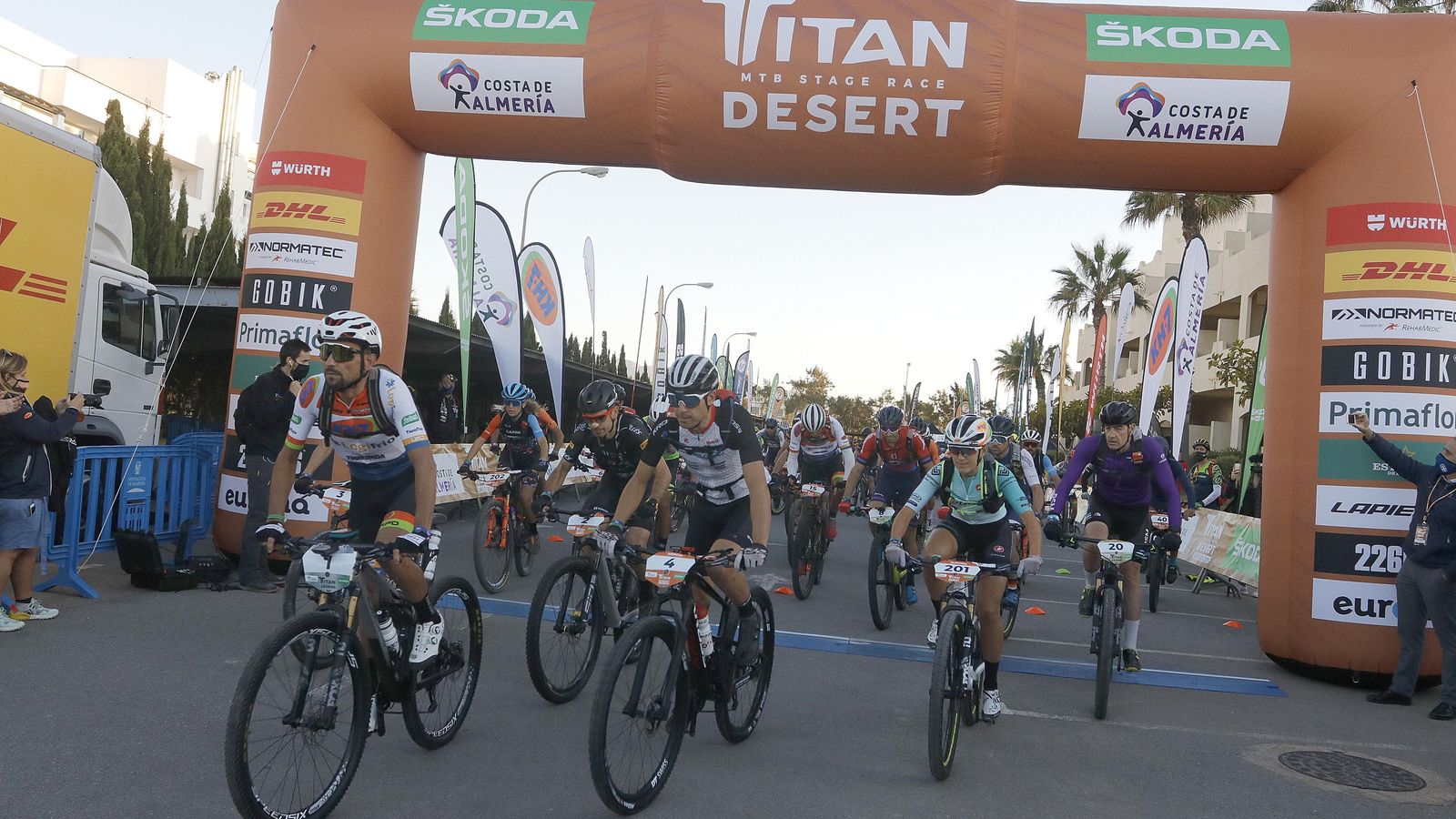 Salida de la primera etapa.