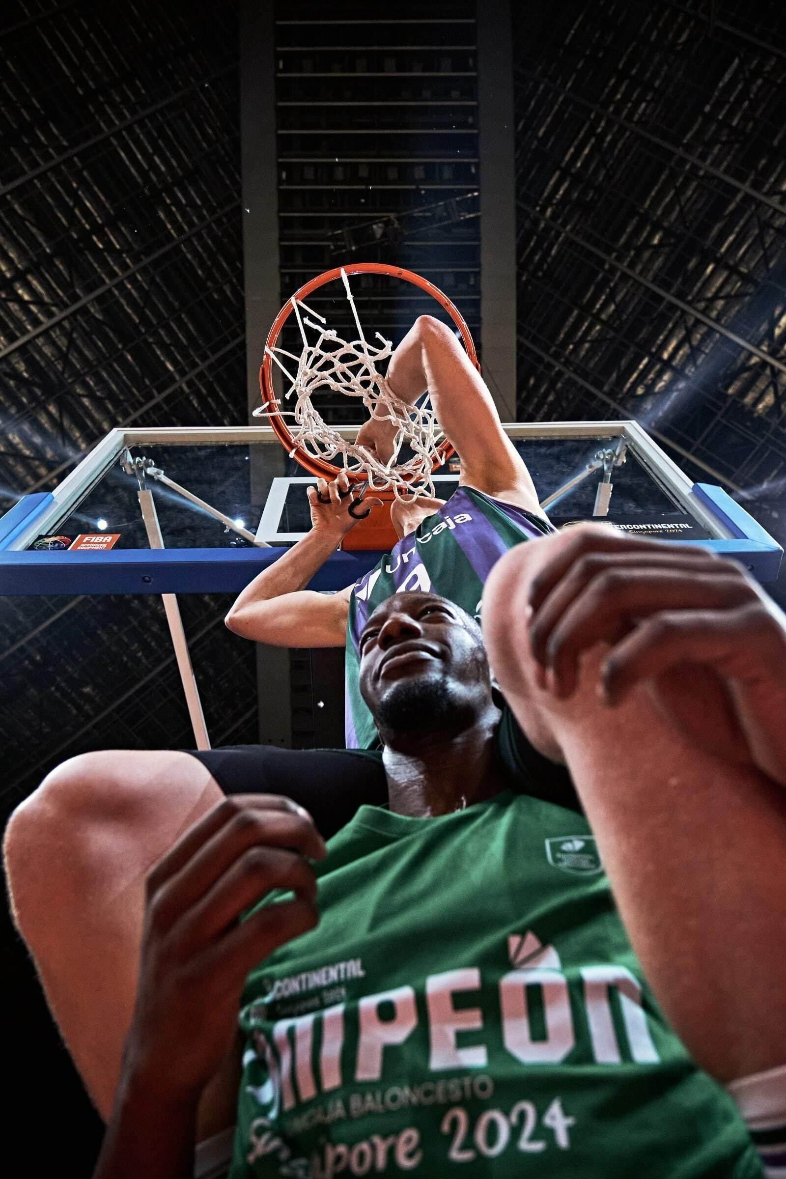 Las fotos de la celebración del Unicaja tras ganar la Copa Intercontinental