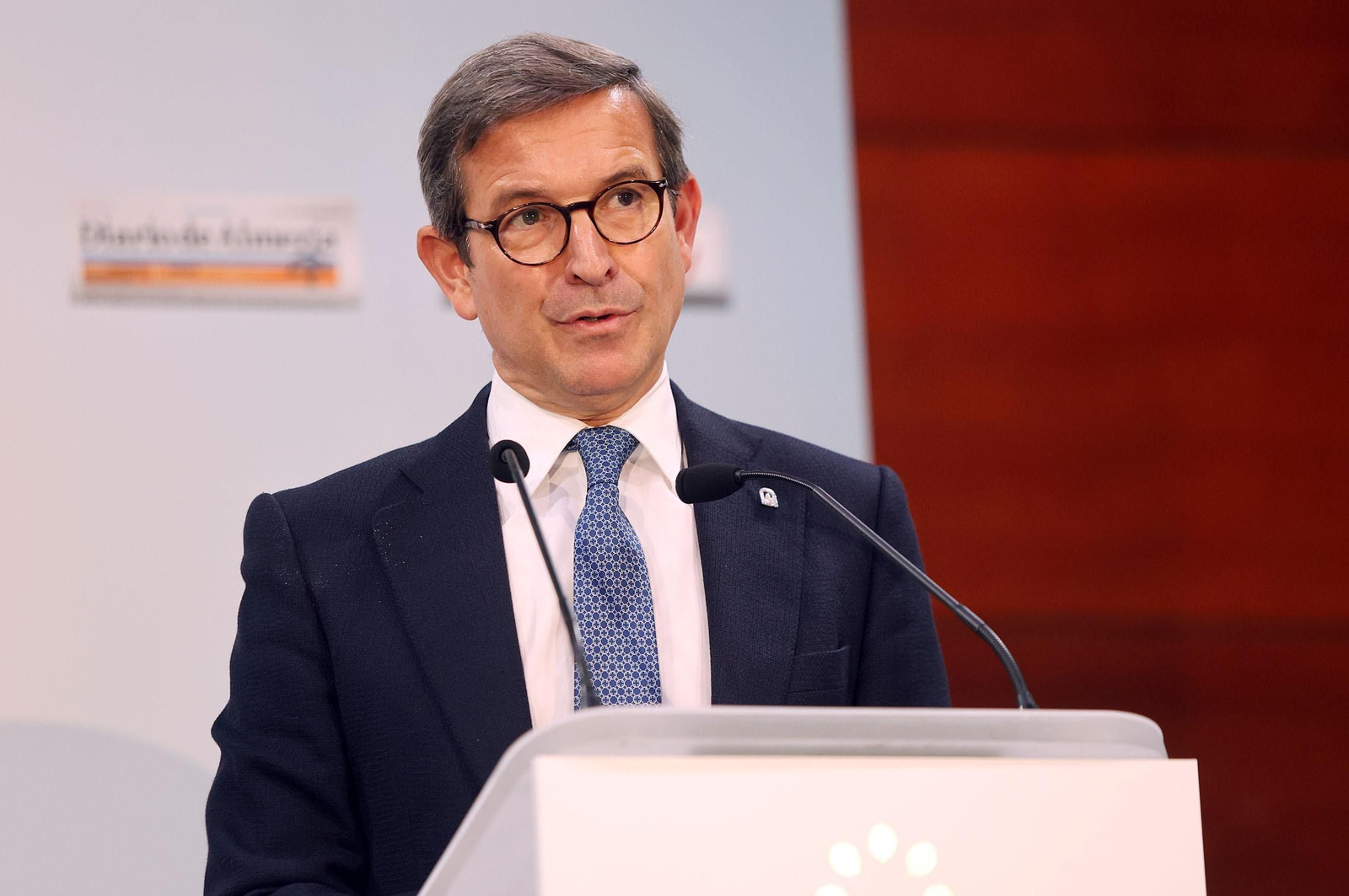 Imágenes del desayuno-coloquio con Jorge Paradela en el Foro Joly Andalucía celebrado en Huelva