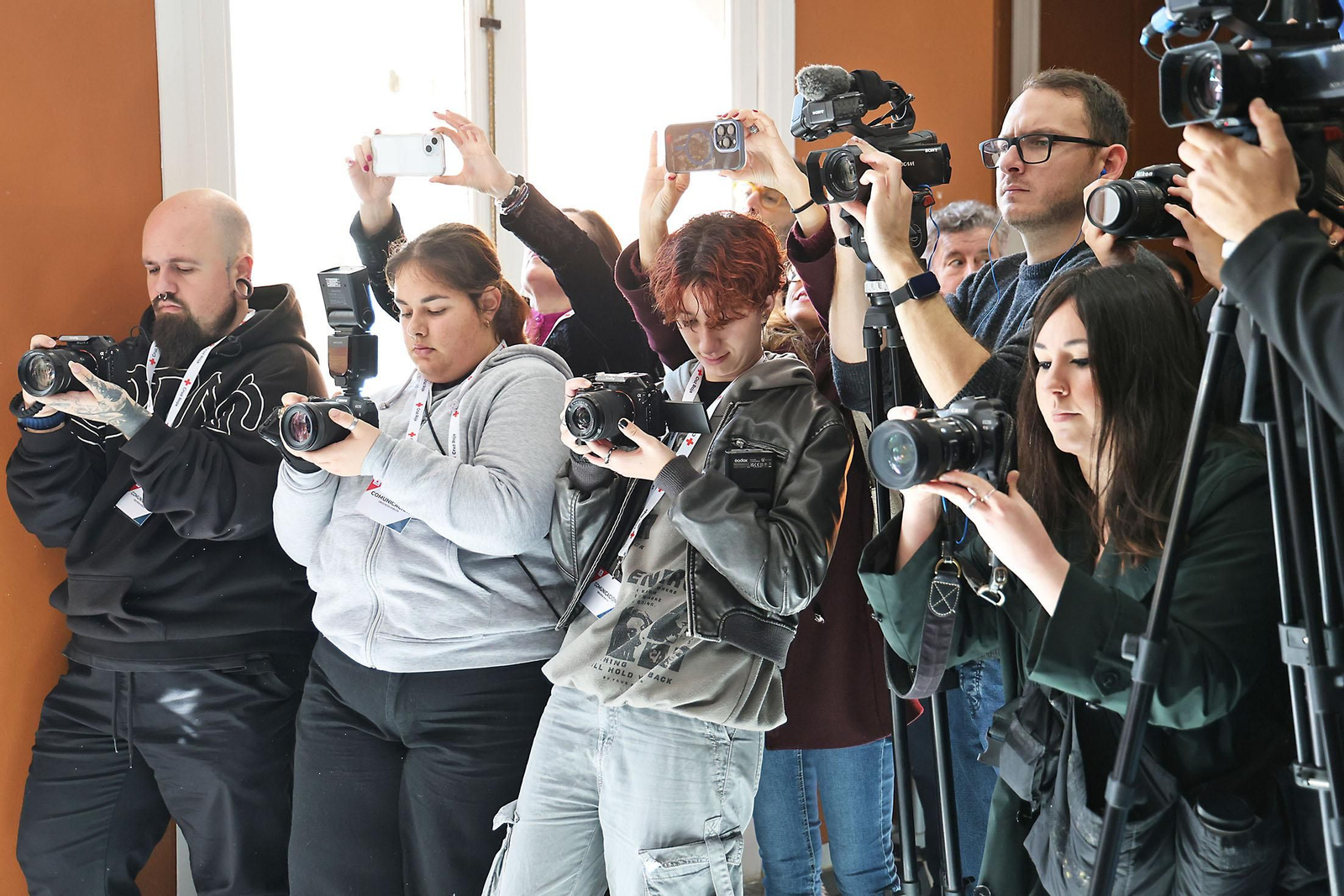 Imágenes del reconocimiento de Cruz Roja Huelva a empresas de Huelva por su compromiso con los colectivos vulnerables