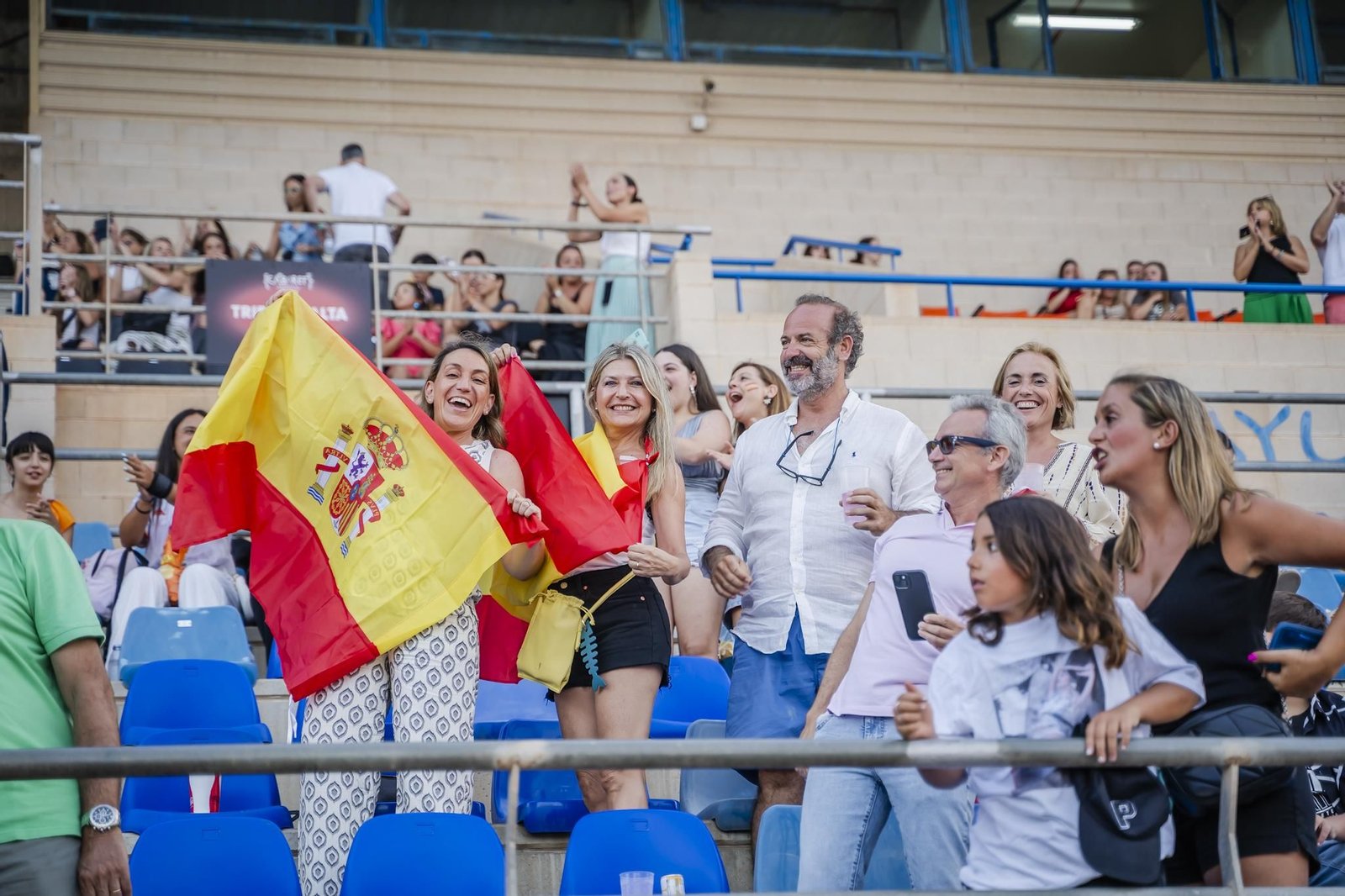 El concierto de Aitana en Roquetas de Mar, en imágenes