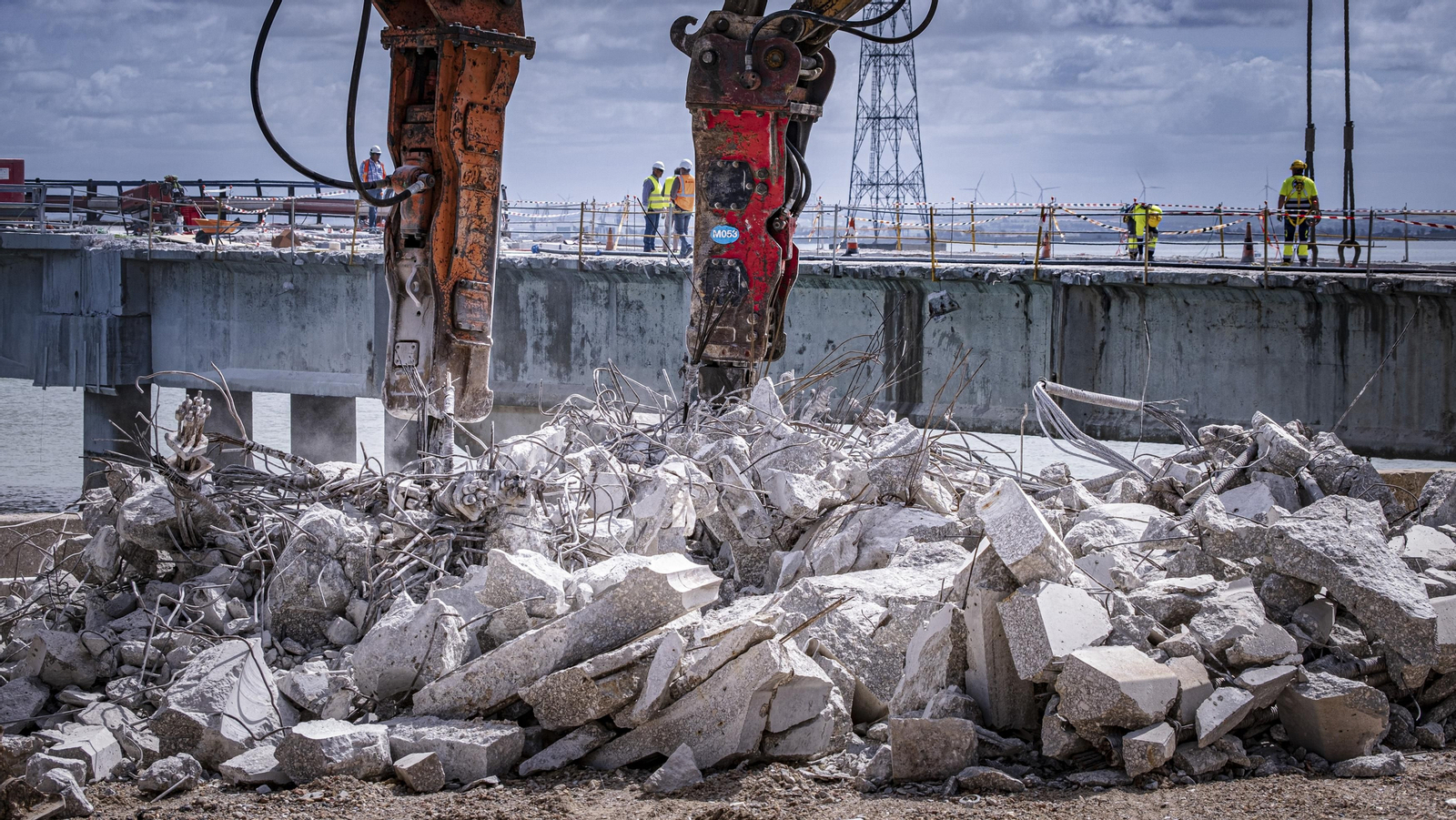 Las imágenes de la impresionante obra de sustitución del vano 30 del Puente Carranza