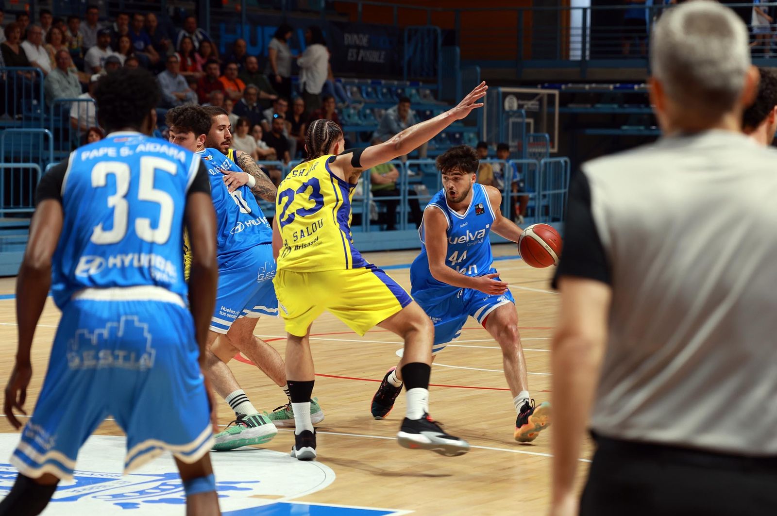 Las mejores imágenes del Ciudad de Huelva-CB Salou