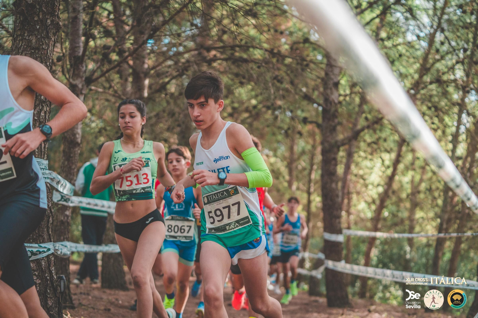 Búscate en las fotos del Cross de Itálica 2025 | 6