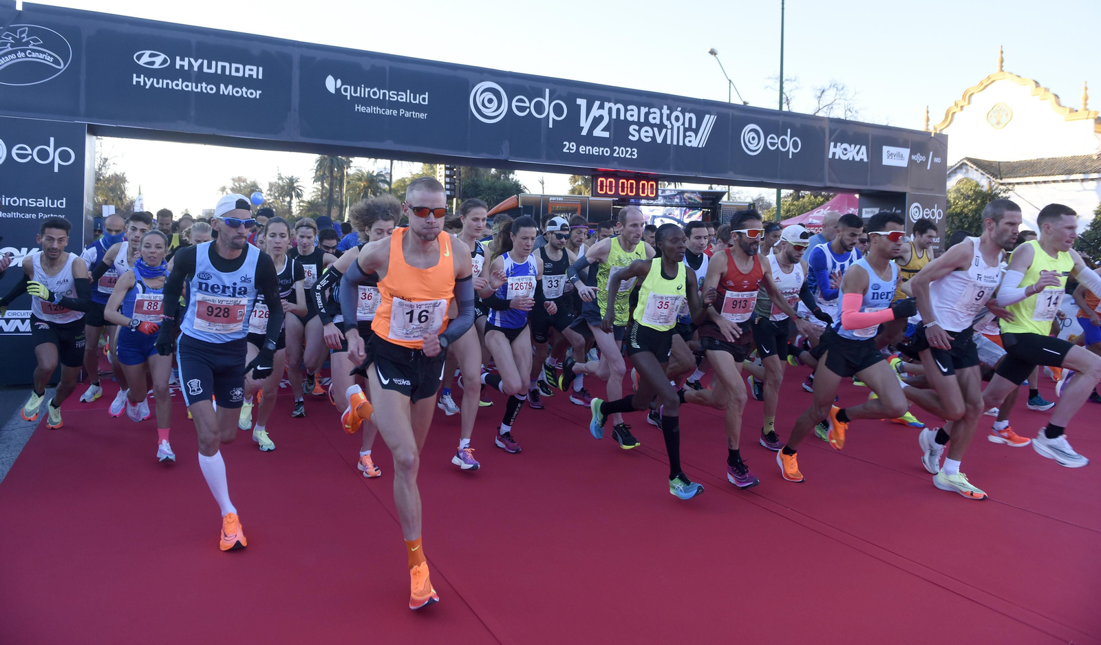 Imágenes del Medio Maratón de Sevilla 2023