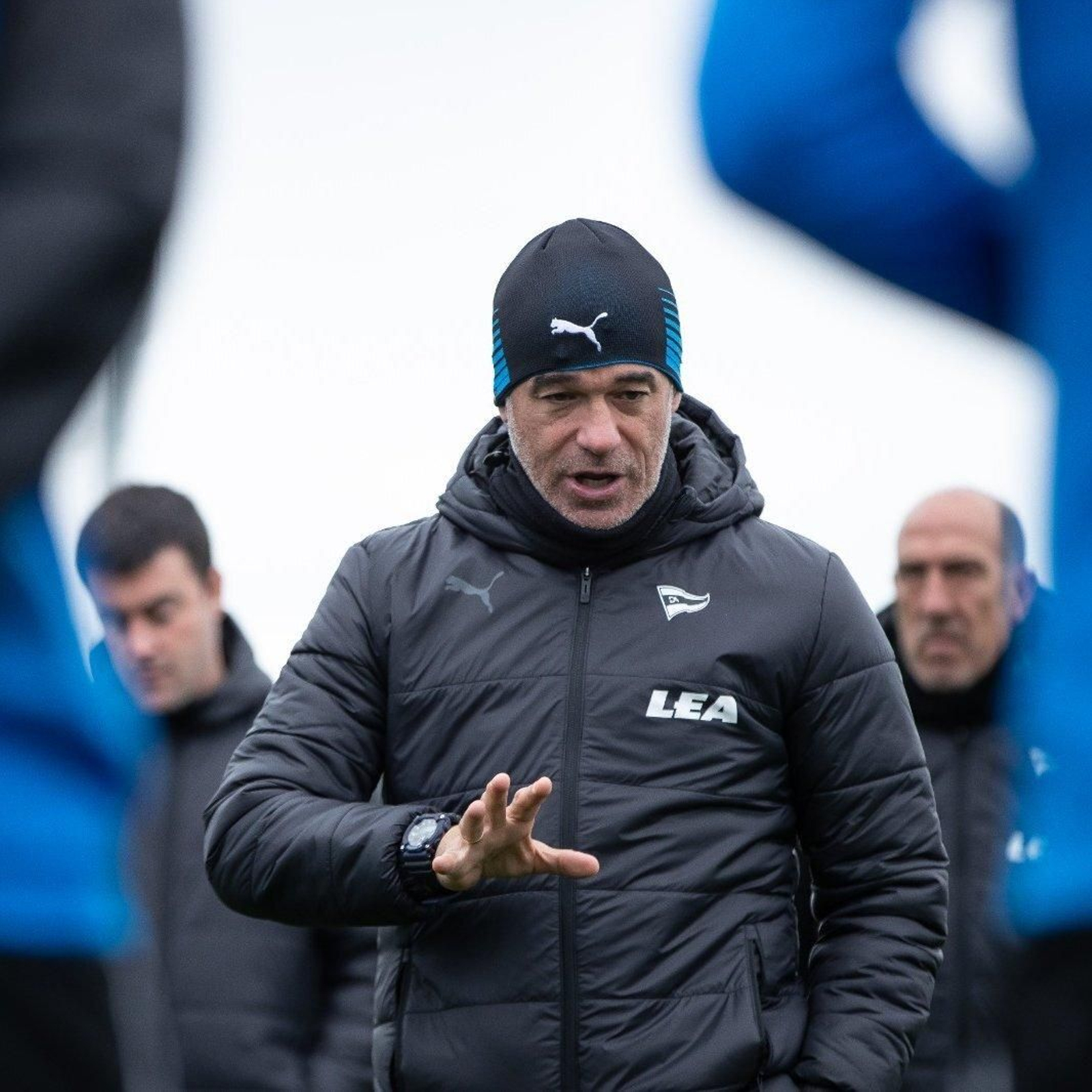 Luis García Plaza, en un entrenamiento con el equipo vitoriano.
