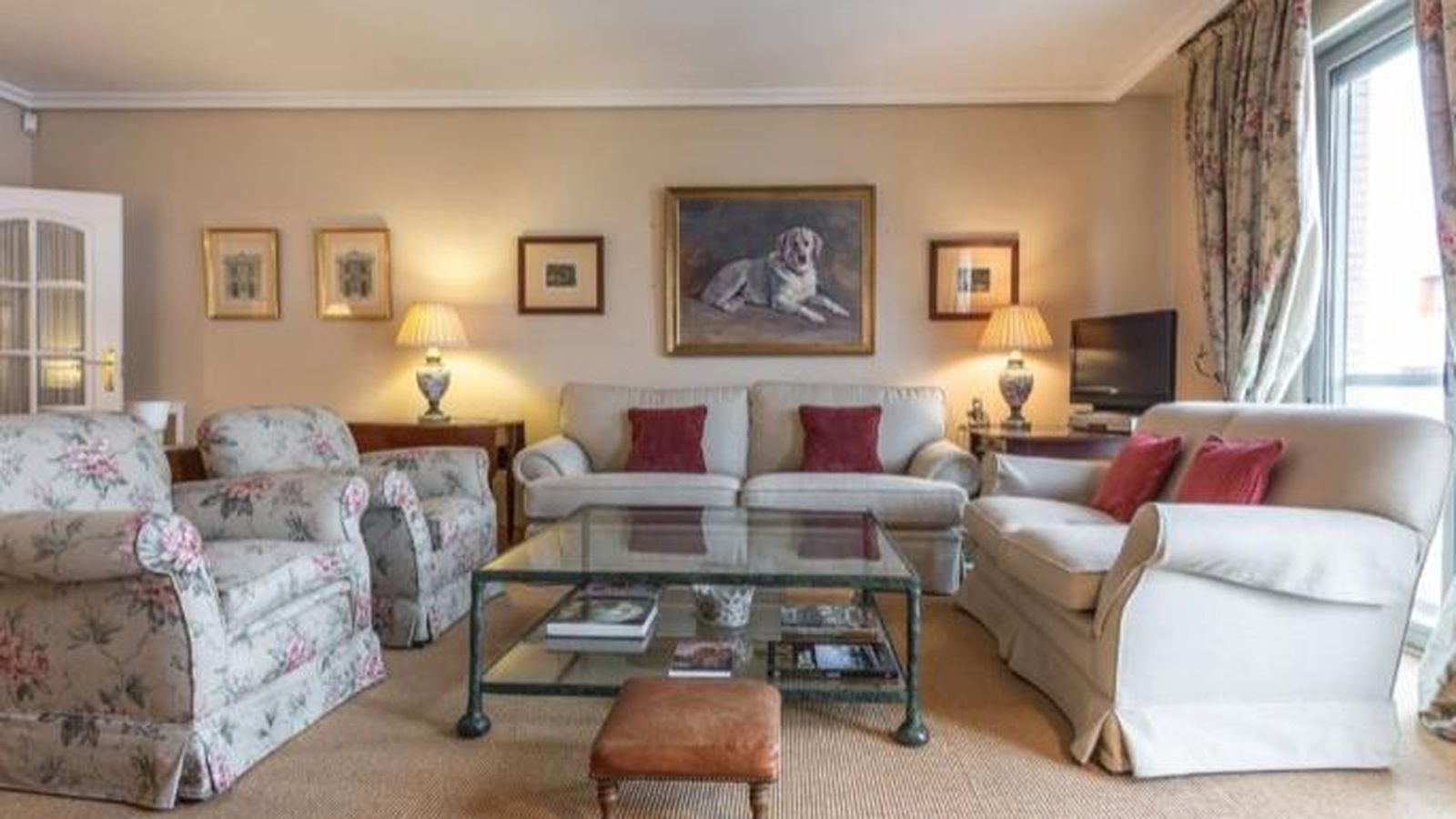 Imagen del salón de piso de lujo en el Prado de San Sebastián