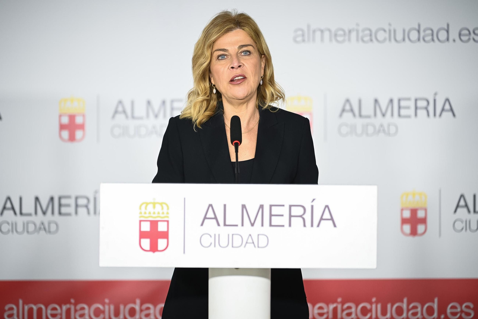 Paola Laynez, concejal de Familia, Inclusión e Igualdad.