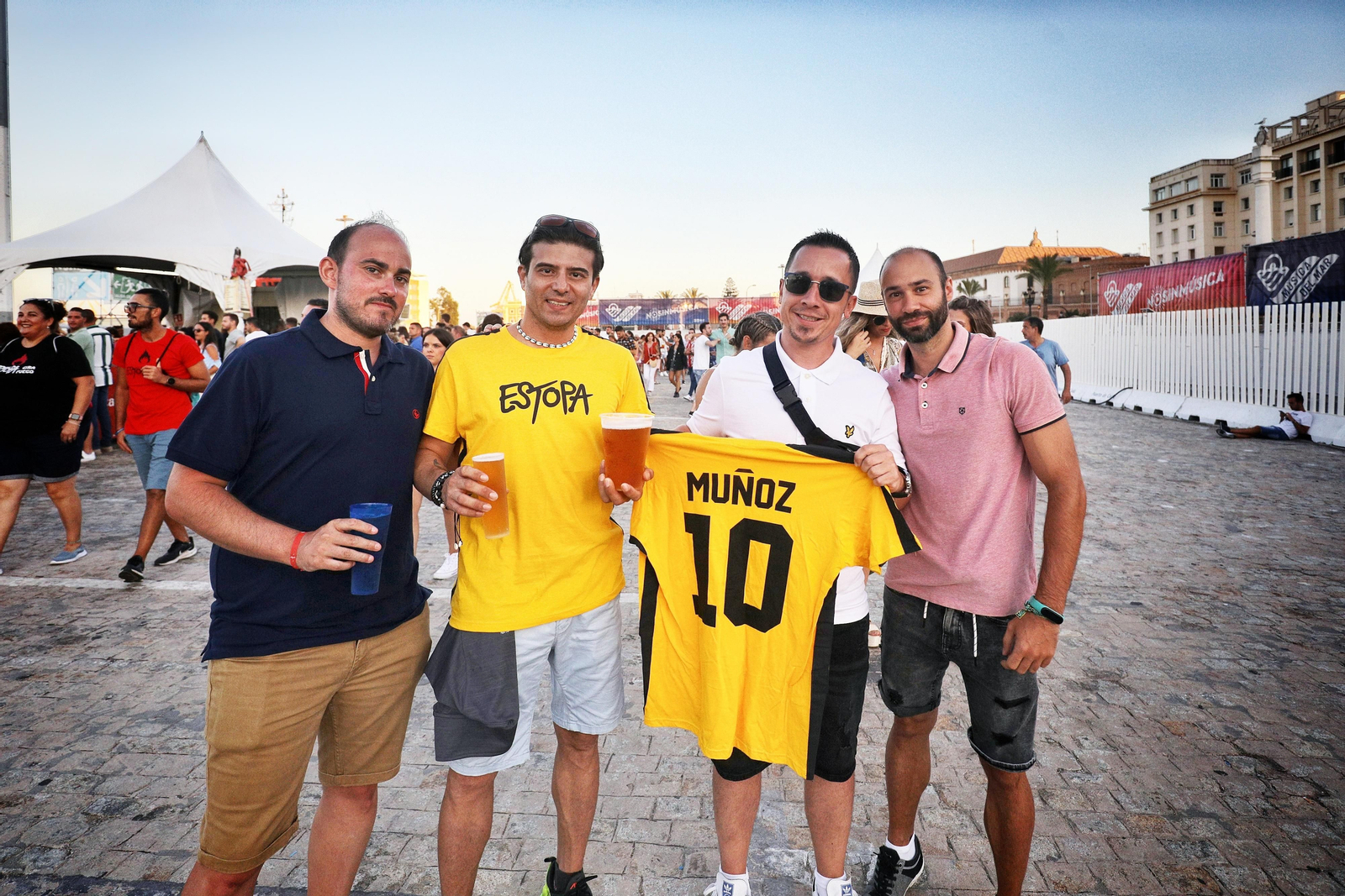 Búscate en el concierto de Estopa en Cádiz