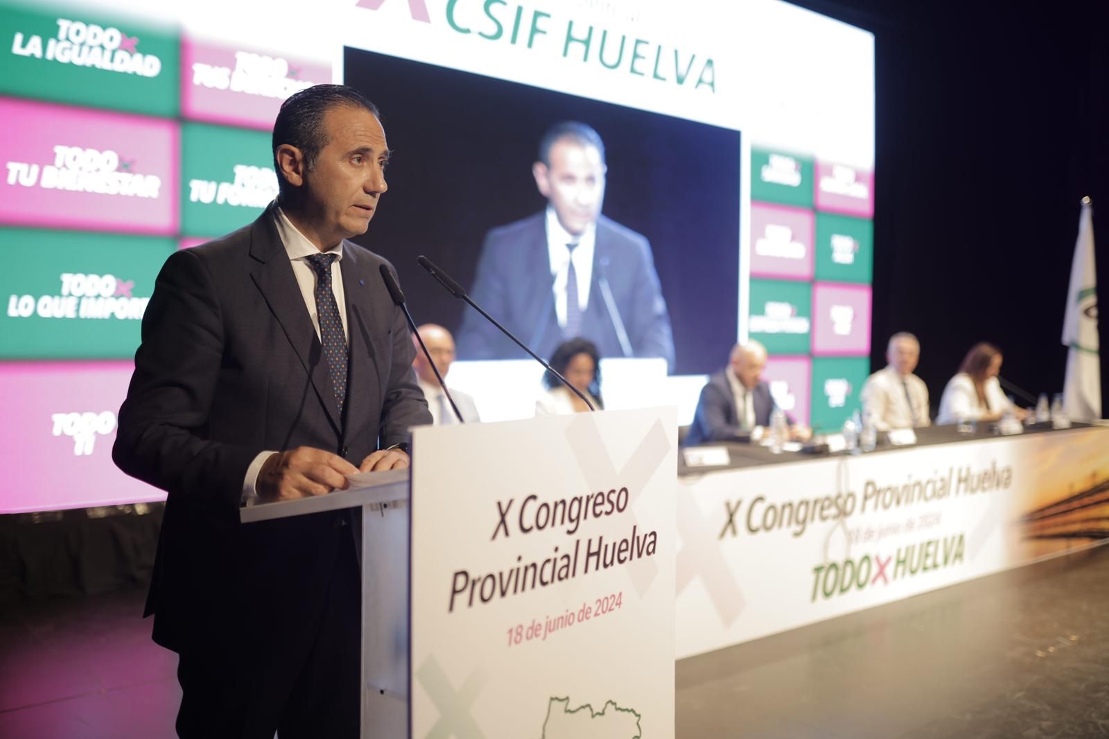 El presidente de CSIF Andalucía, Germán Girela, clausuró el X Congreso..jpeg