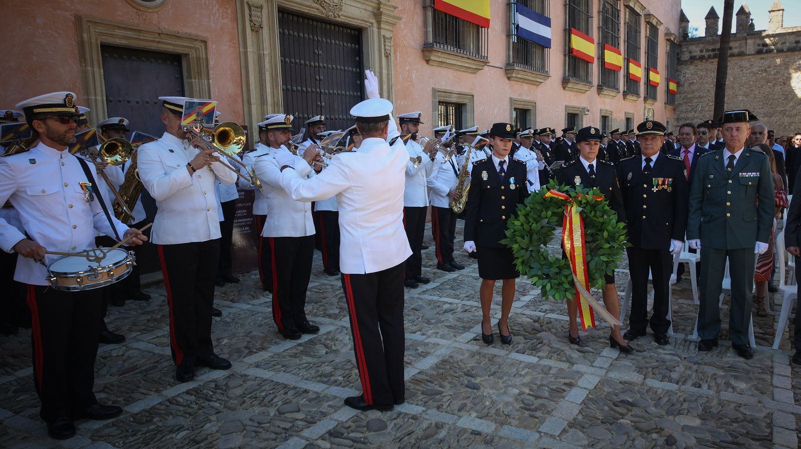 Emotivo acto por el Día de la Policía Nacional celebrado en Jerez