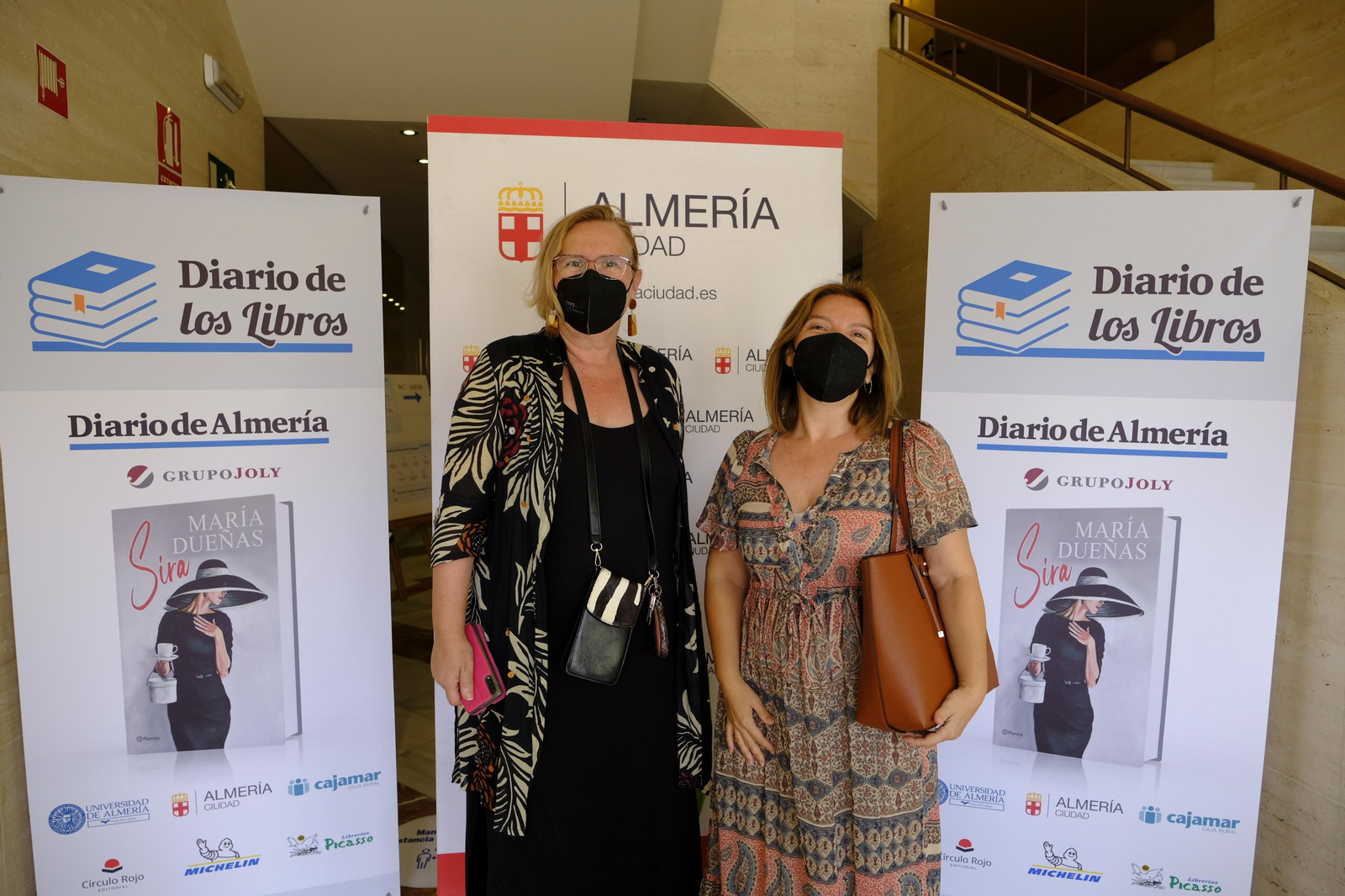 Fotogalería del Diario de los Libros, con María Dueñas. Almería