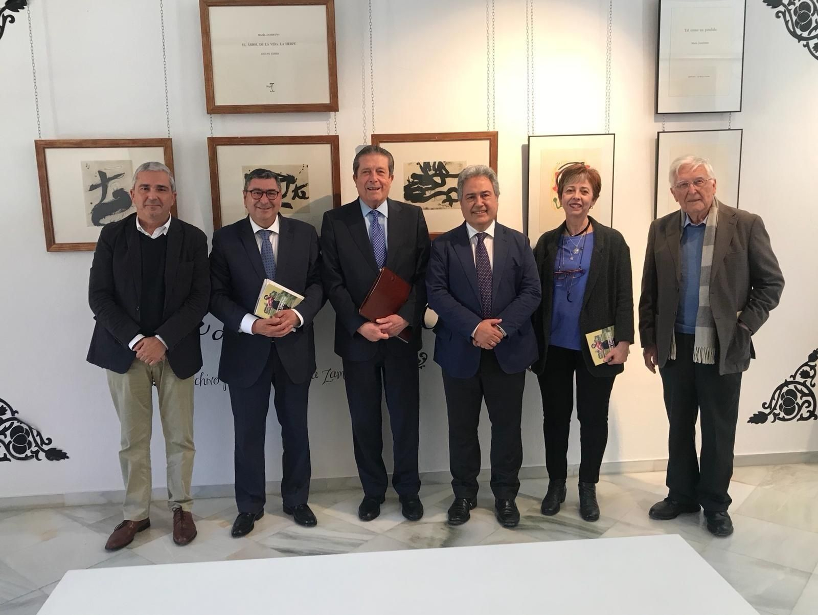 Federico Mayor Zaragoza, junto a otros expertos y autoridades, en la inauguración del congreso.