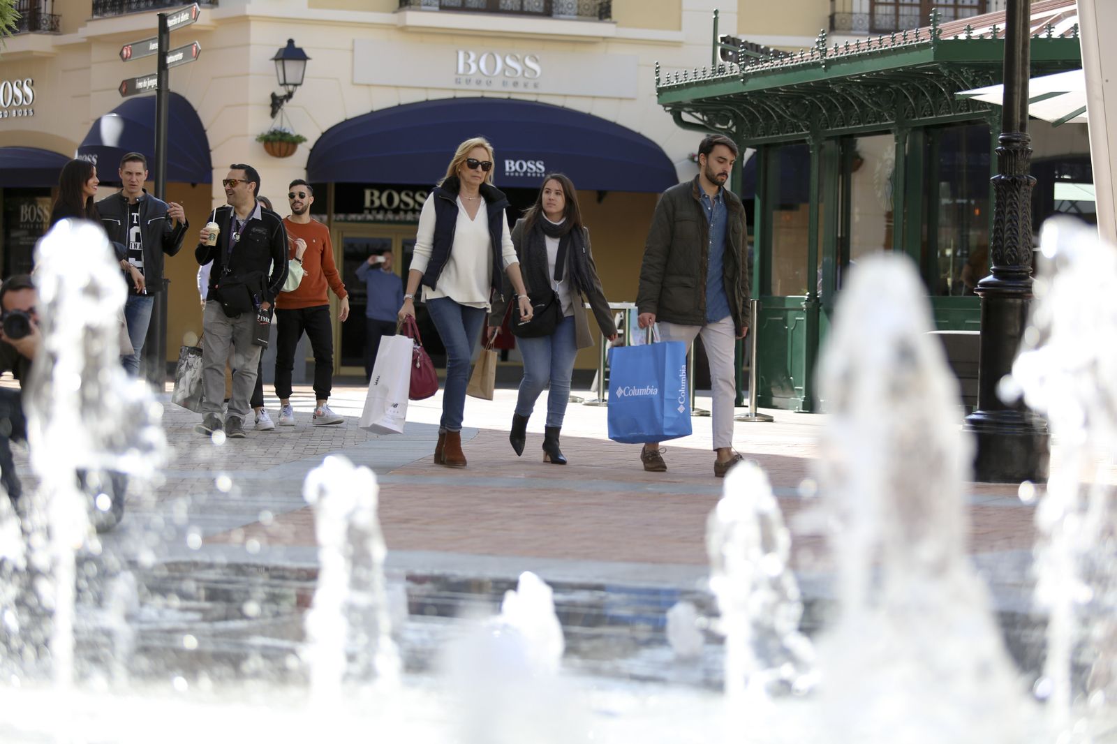 Las fotos de la inauguración del 'outlet' de Plaza Mayor