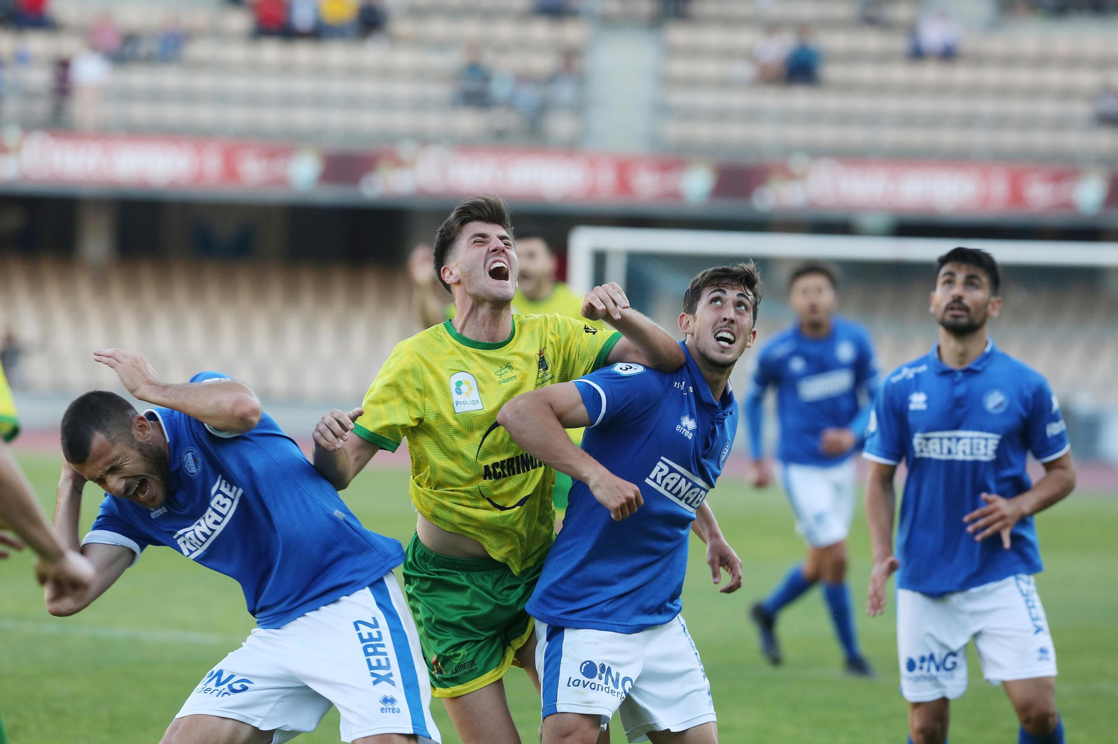 Imágenes del Partido XerezDFC -Los Barrios en Chapín