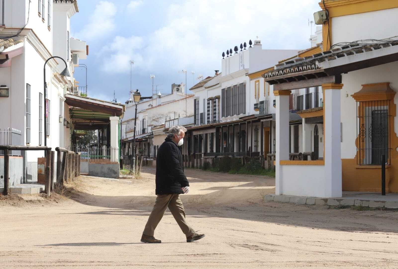 Imágenes del Rocío desierto.
