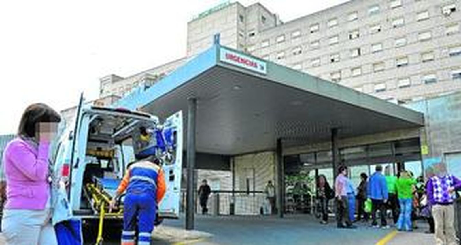 Puerta de Urgencias en el Hospital de Valme.