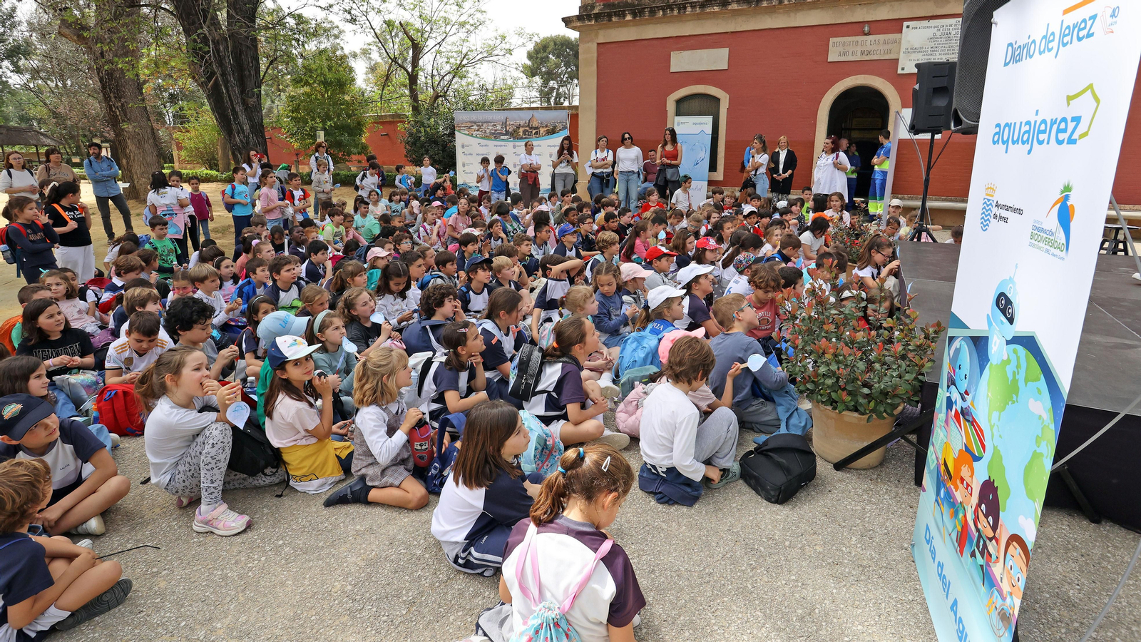 Día Mundial del Agua de Aquajerez y aniversario de Diario de Jerez en el Zoo