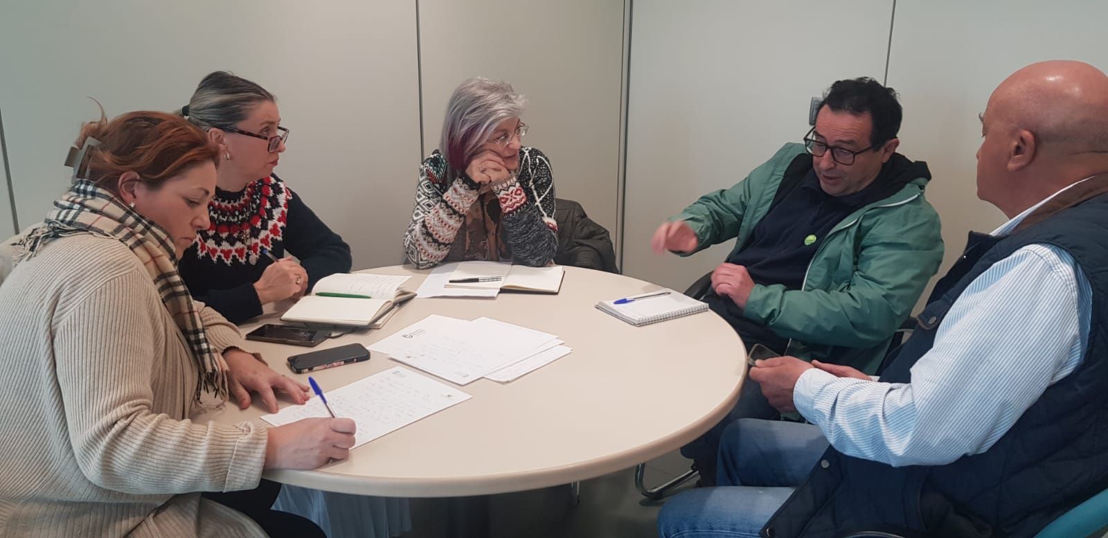 Reunión entre Izquierda Unida Granada y la Plataforma Salvemos la Vega