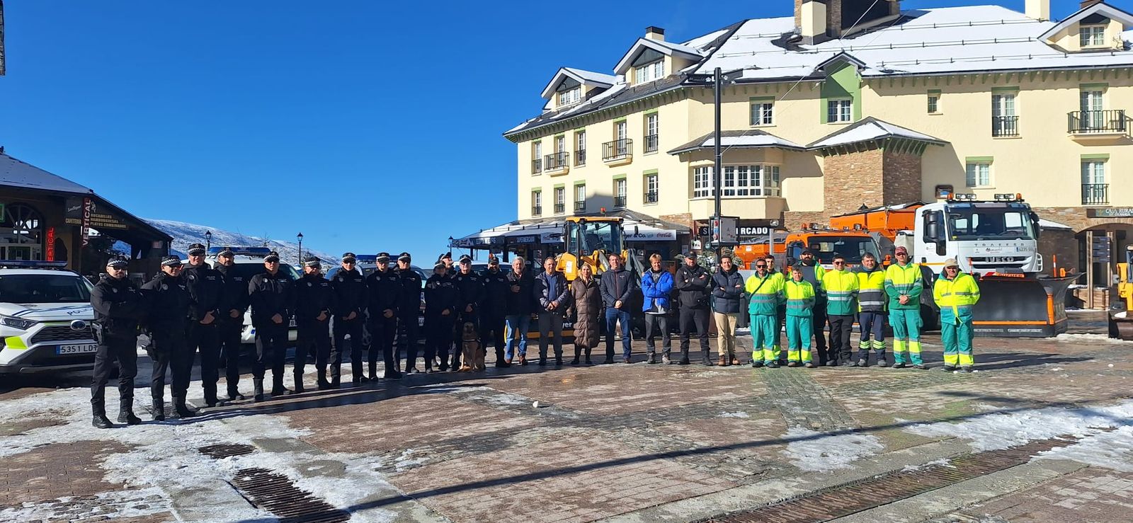 La presentación del dispositivo de limpieza viaria de Pradollano el pasado 17 de diciembre.