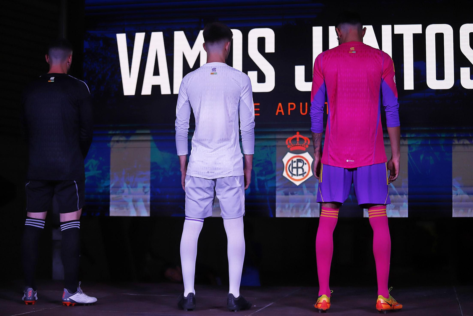 Imágenes de las nuevas equipaciones del Recreativo de Huelva para la temporada 2023/24