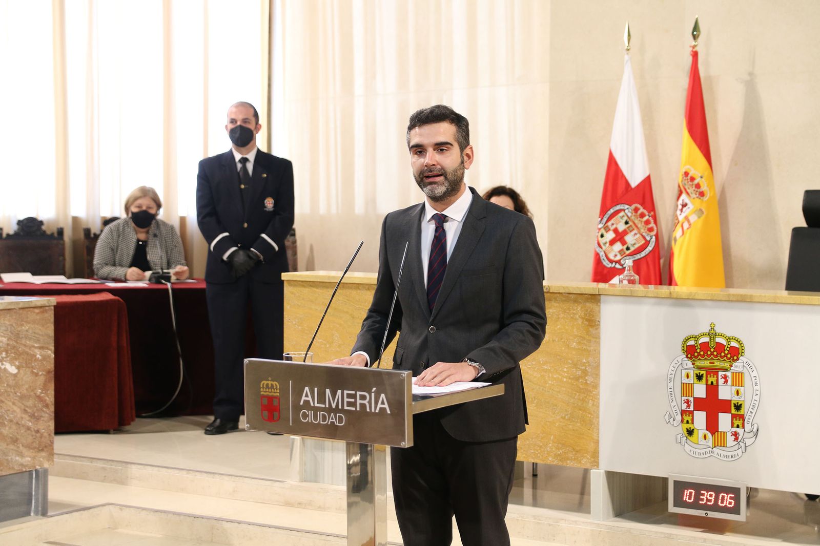 Fotogalería Escudo de Oro de la Ciudad al dermatólogo Ramón Fernández-Miranda