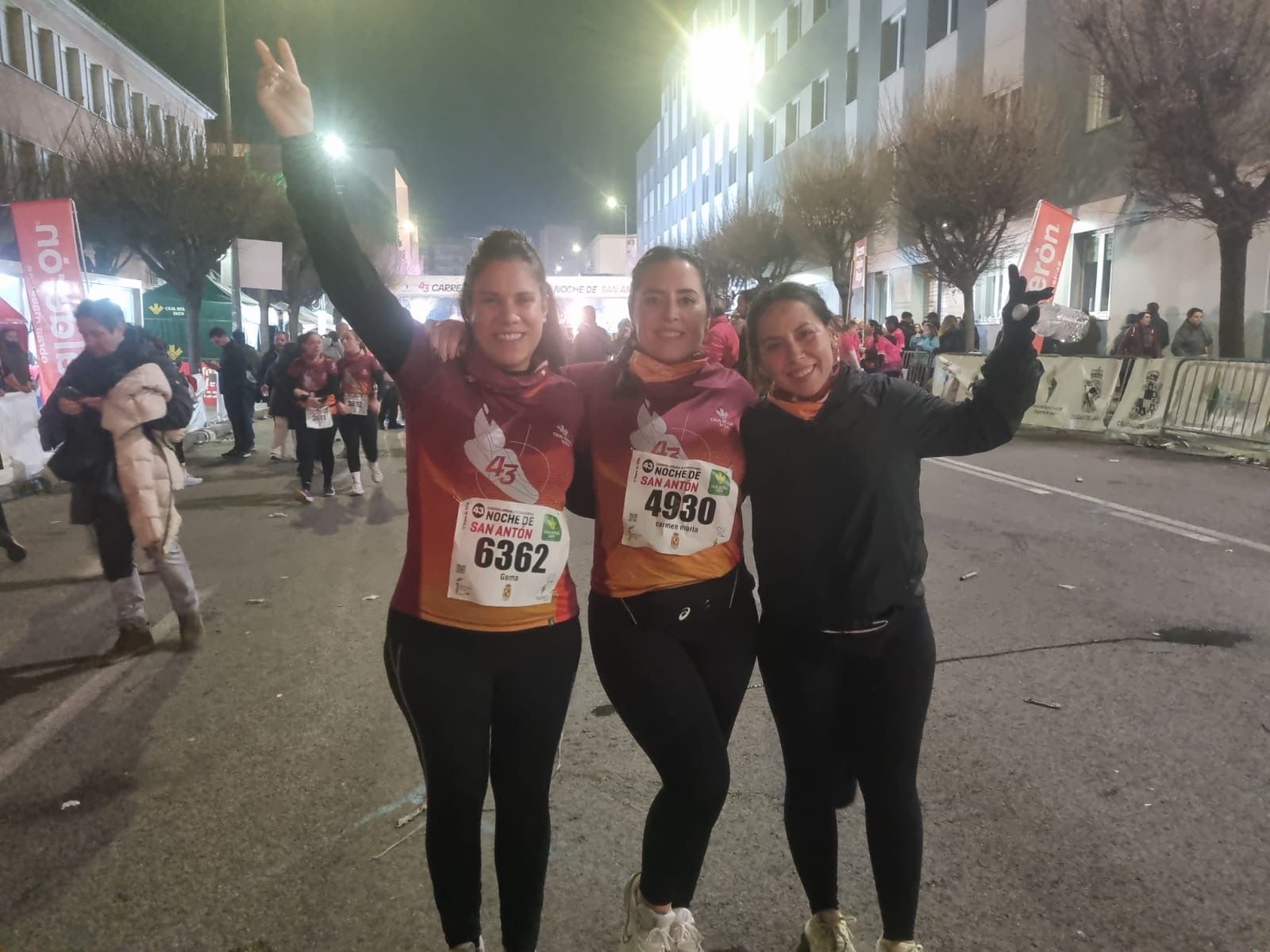 En imágenes: búscate en tu llegada a meta de la Carrera de San Antón 2026 (IV)