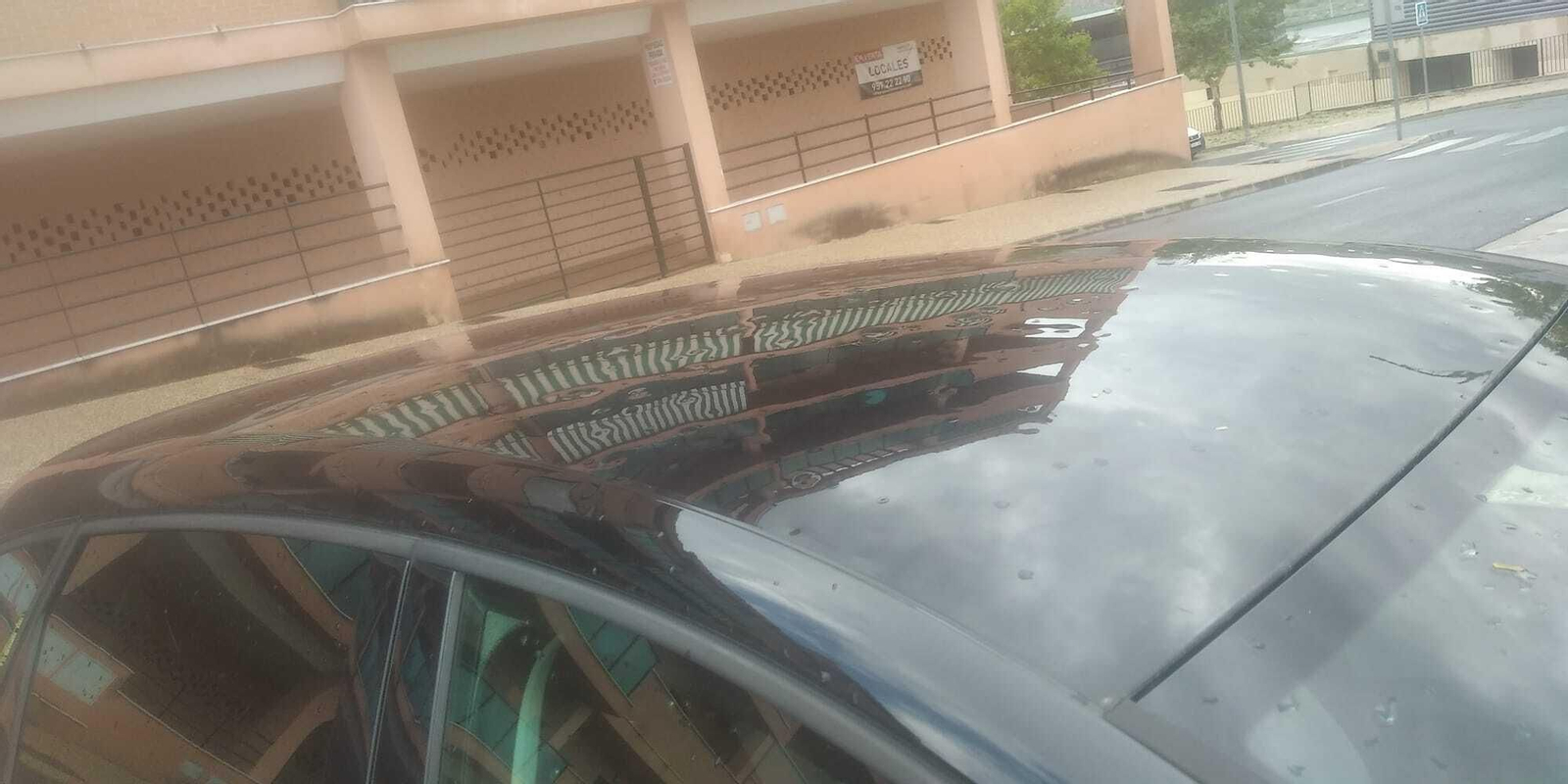 El granizo descarga en Antequera, en fotos