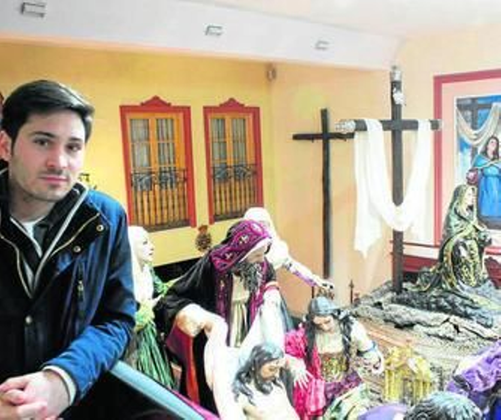 José Manuel Hernández, asomado ante los tronos de Traslado y Soledad.