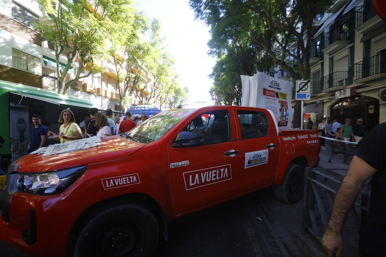 El ambiente en Montilla tras la llegada de La Vuelta, en imágenes