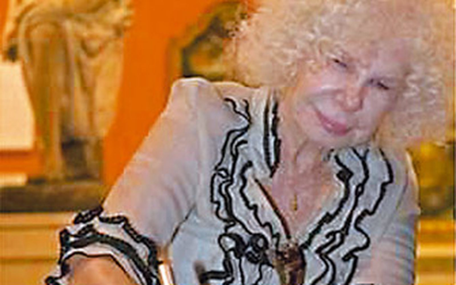 Tras su reunión con la Reina, la duquesa de Alba declara a ‘Hola’ que no se casa