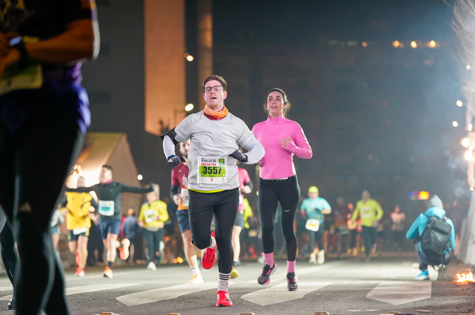 En imágenes: búscate en tu llegada a meta de la Carrera de San Antón 2026 (9)