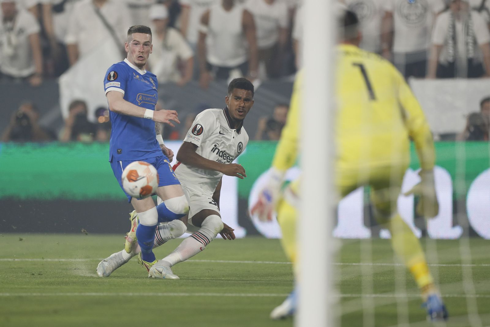 Las imágenes del Entracht-Rangers