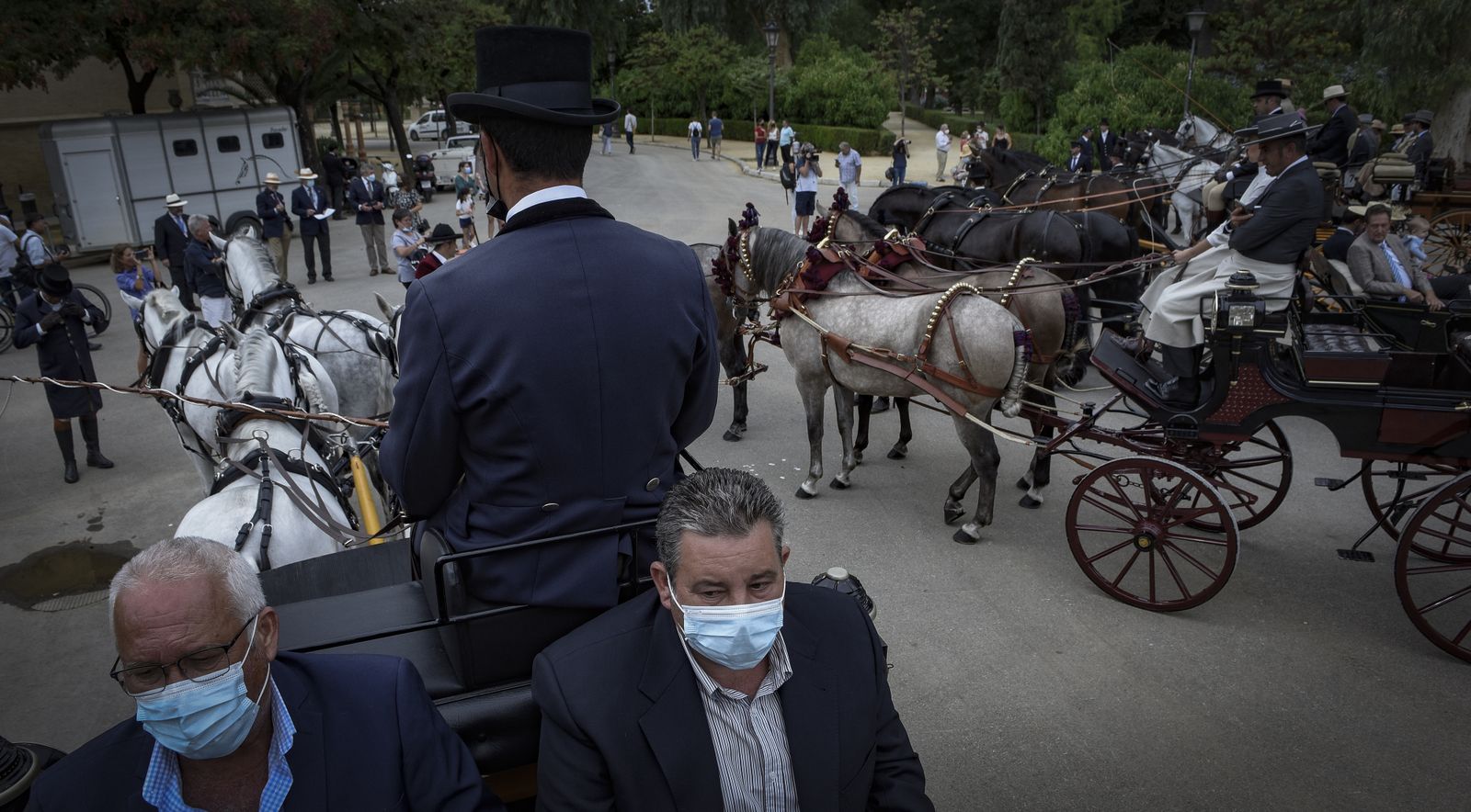 Exhibición de enganches y paseo de carruajes por el parque de María Luisa
