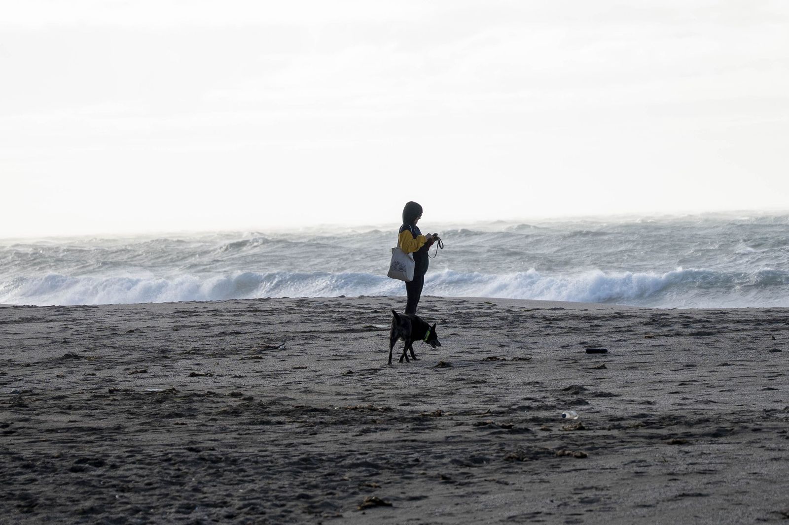 La Borrasca Leonardo se ensaña con Almería, en imágenes